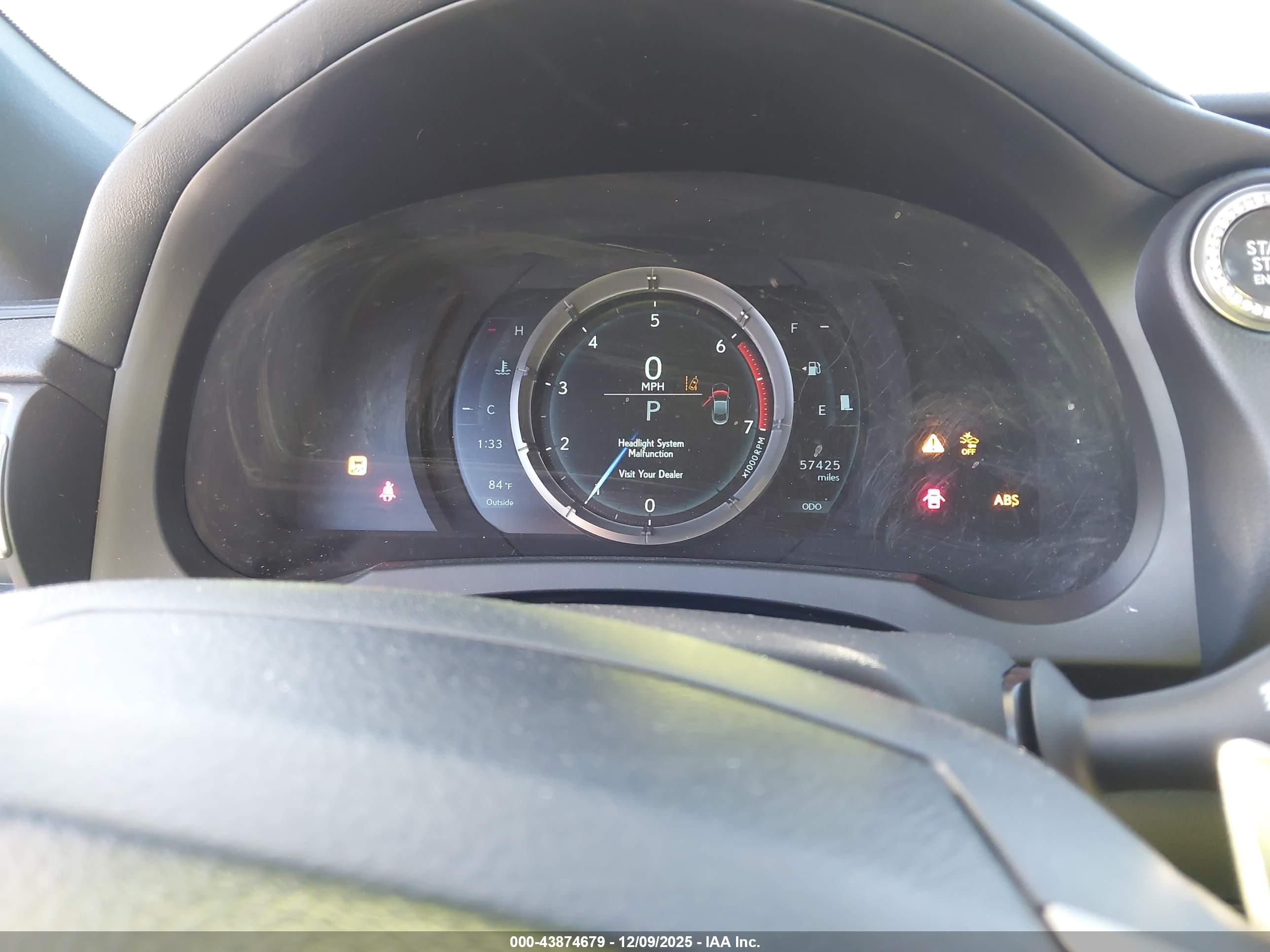 LEXUS RC image 7