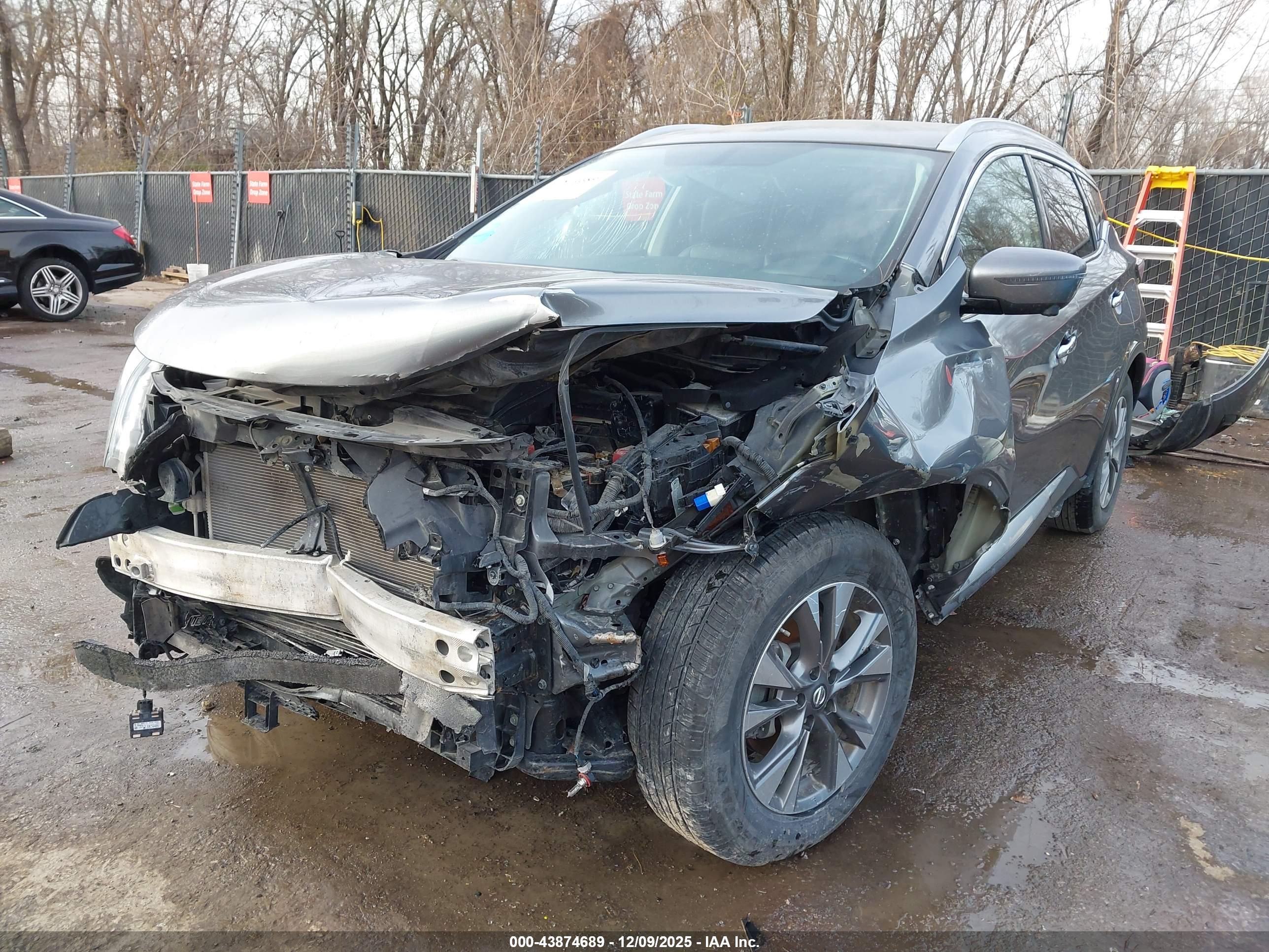 NISSAN MURANO image 2
