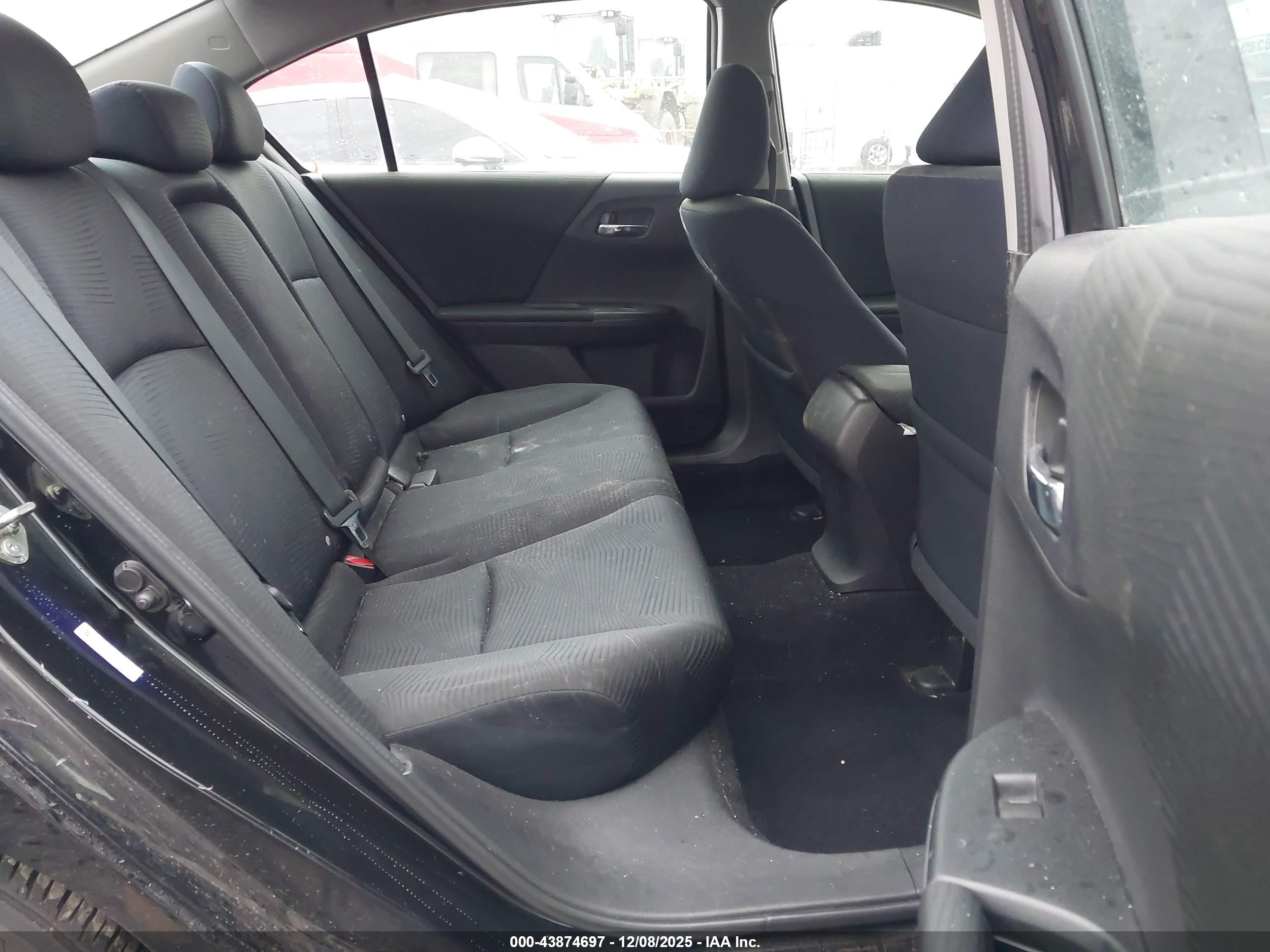 HONDA ACCORD image 8