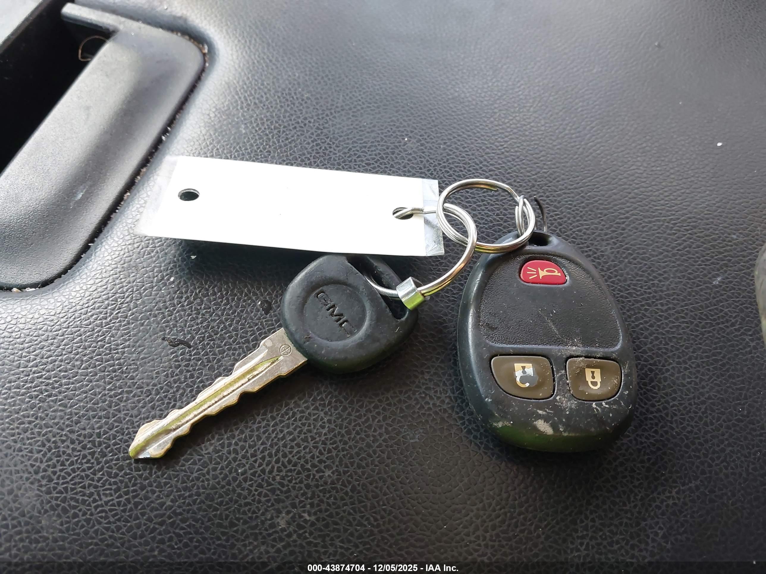 GMC SIERRA image 11