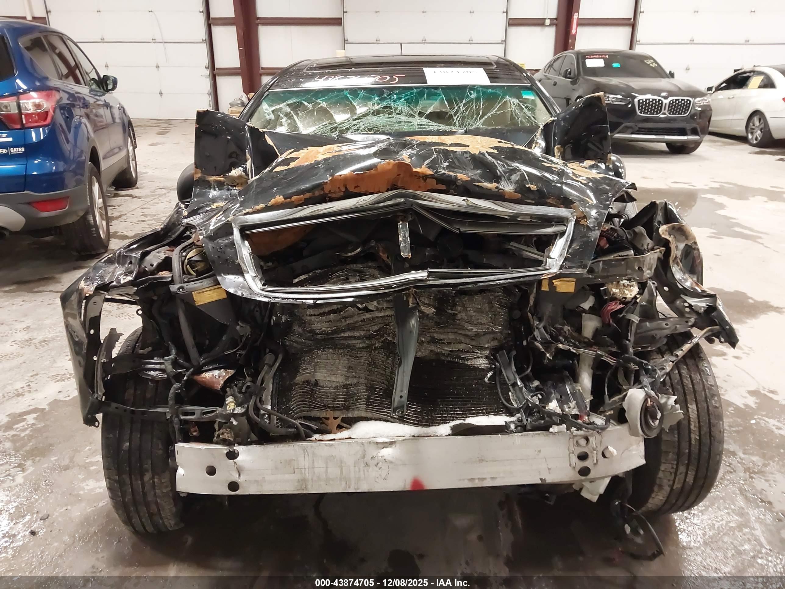 LEXUS LS image 6