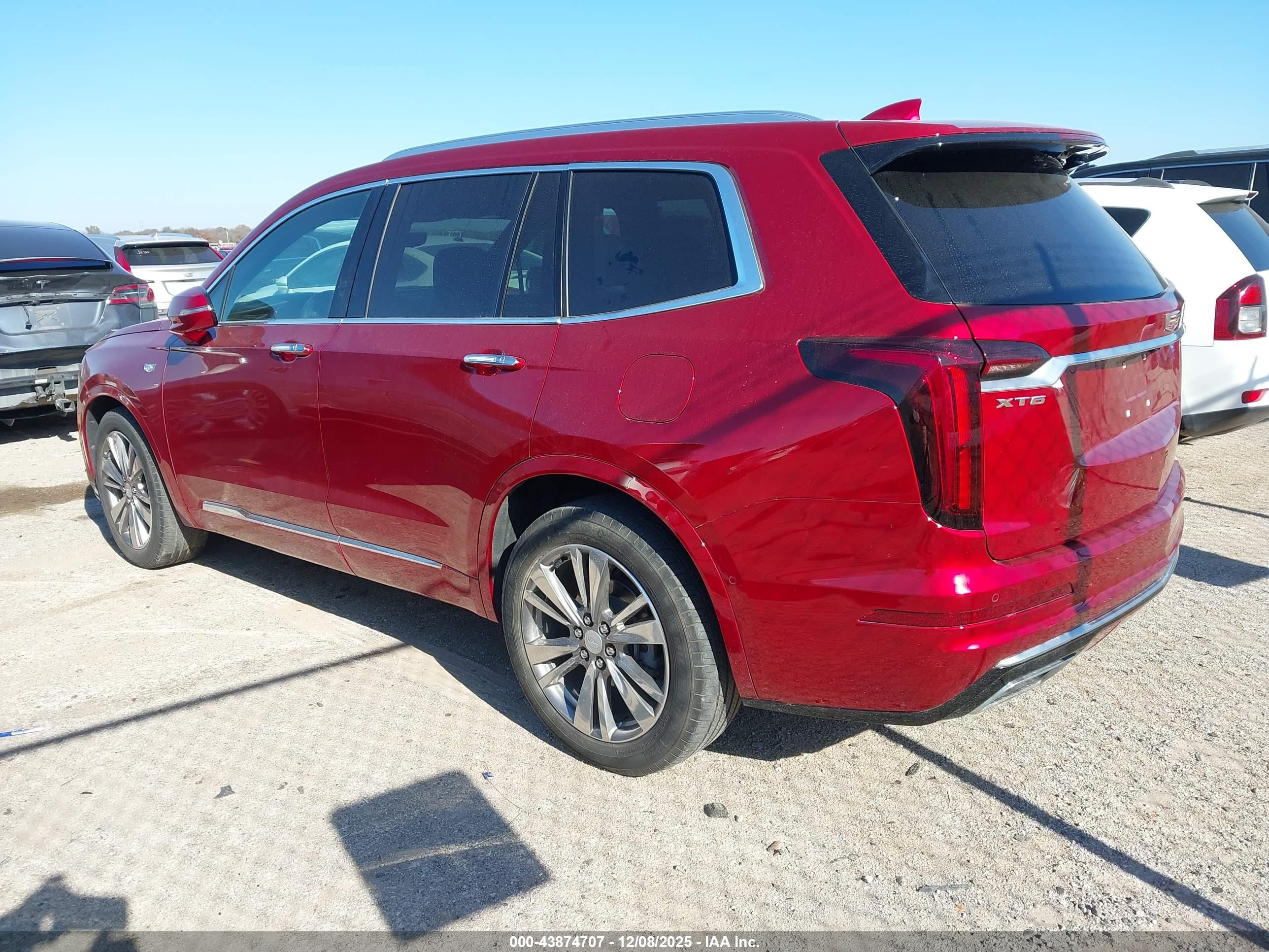 CADILLAC XT6 image 3