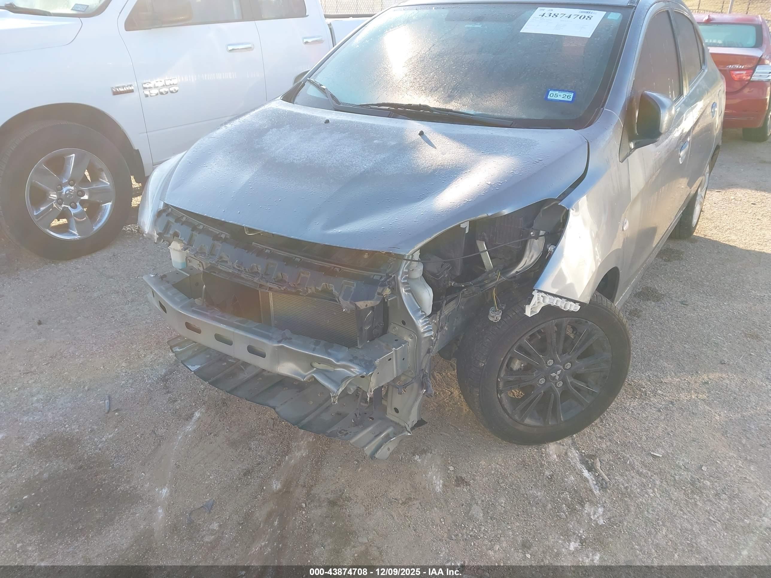 MITSUBISHI MIRAGE image 6