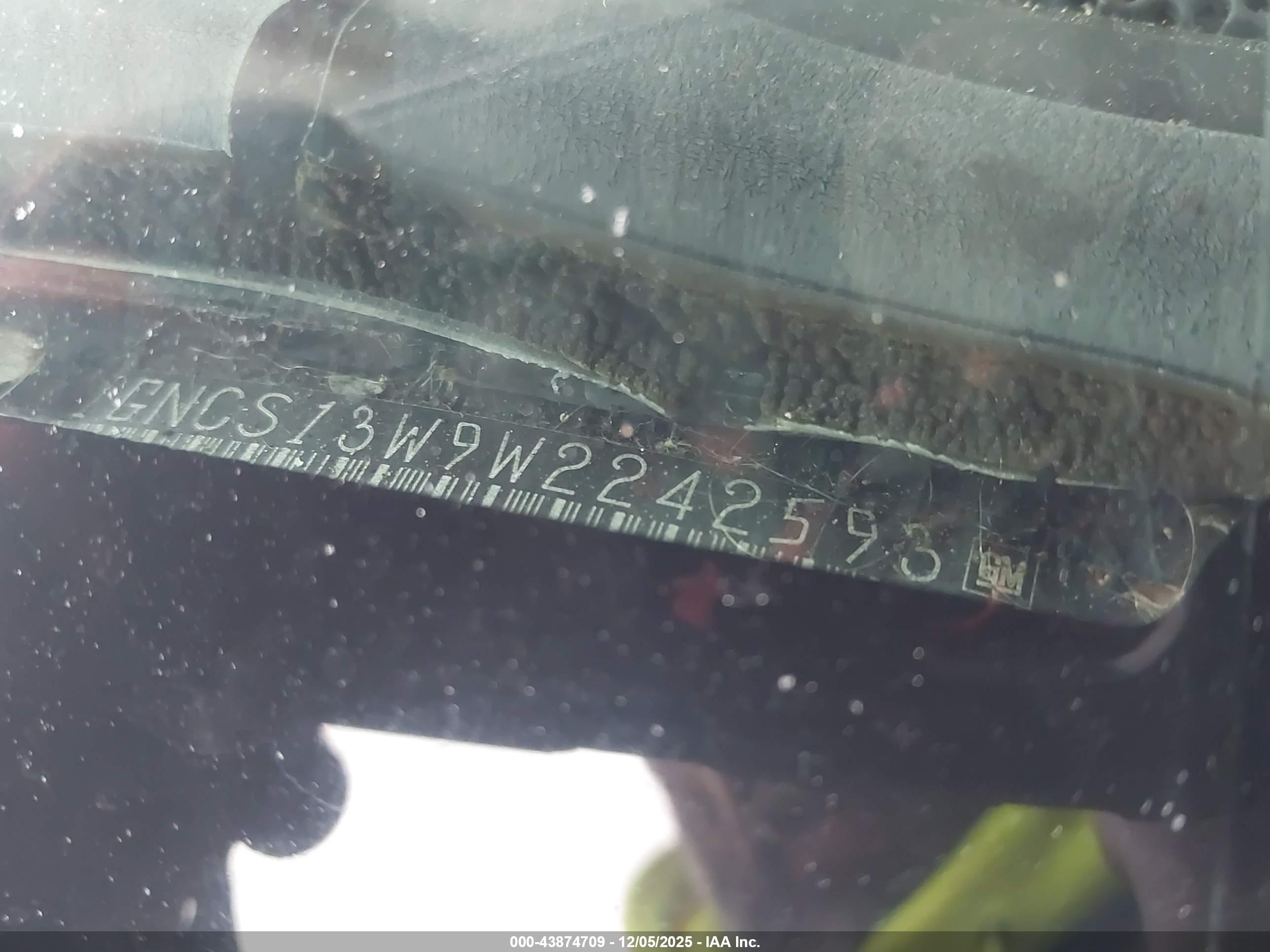 CHEVROLET BLAZER image 9
