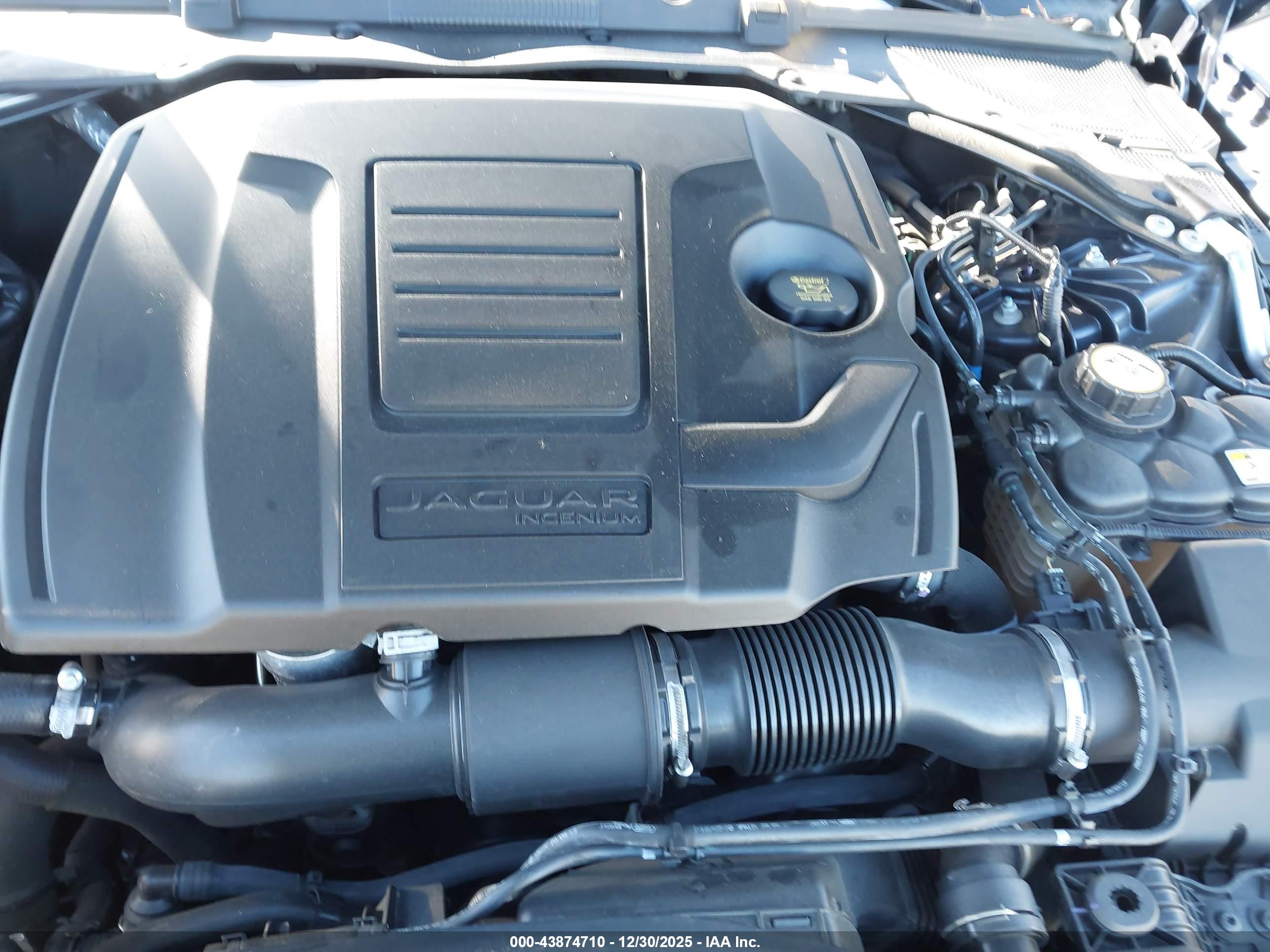 JAGUAR XF image 10