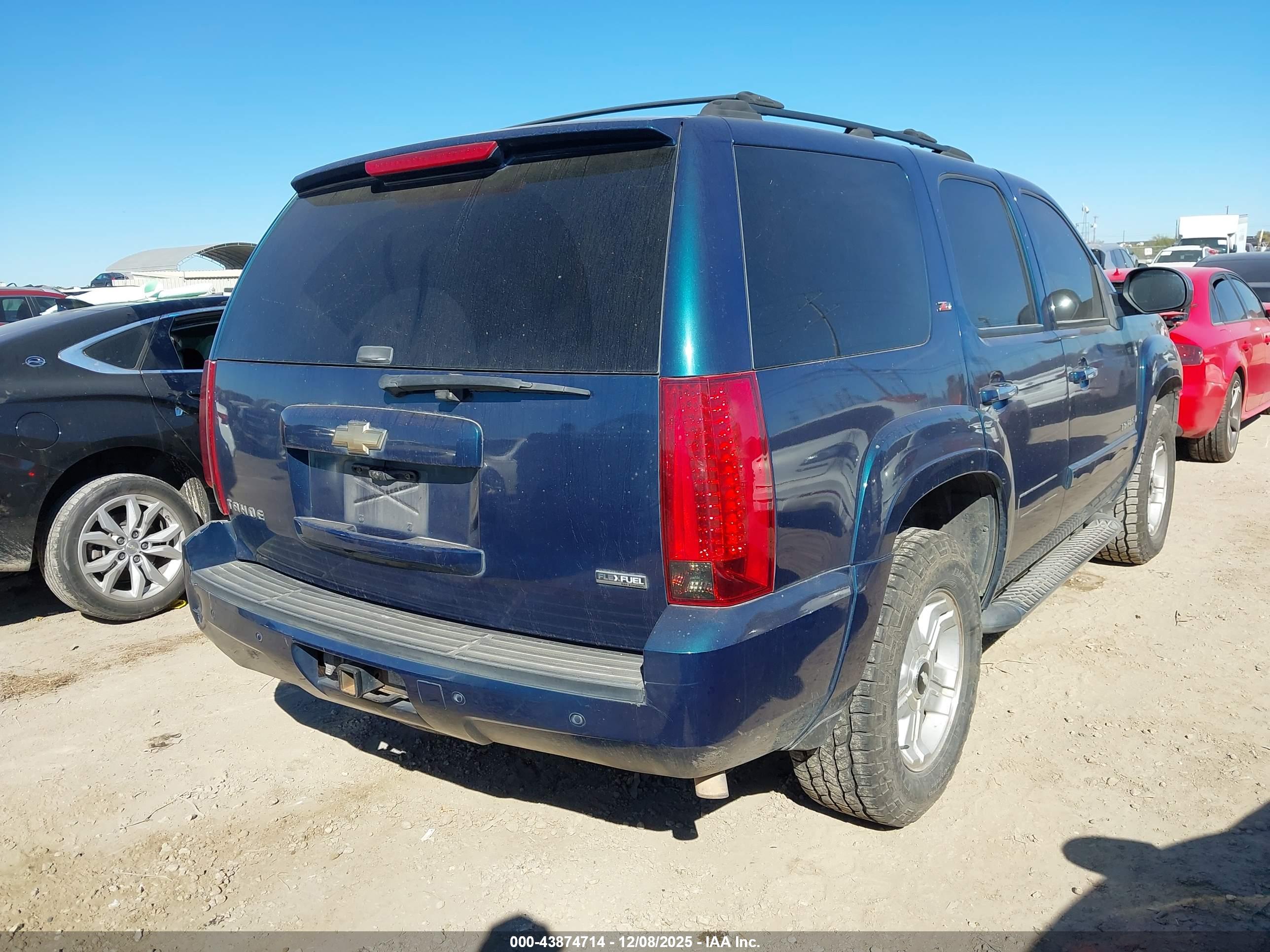 CHEVROLET TAHOE image 4