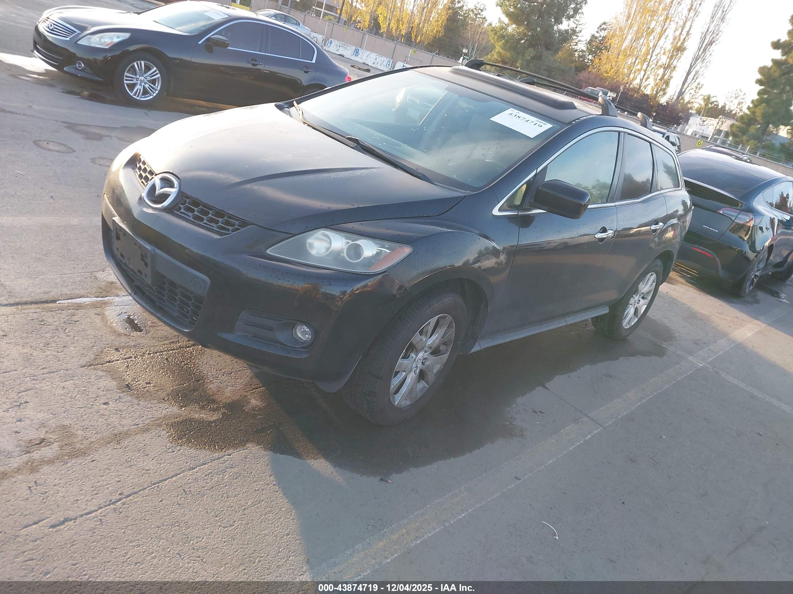 MAZDA CX-7 image 2