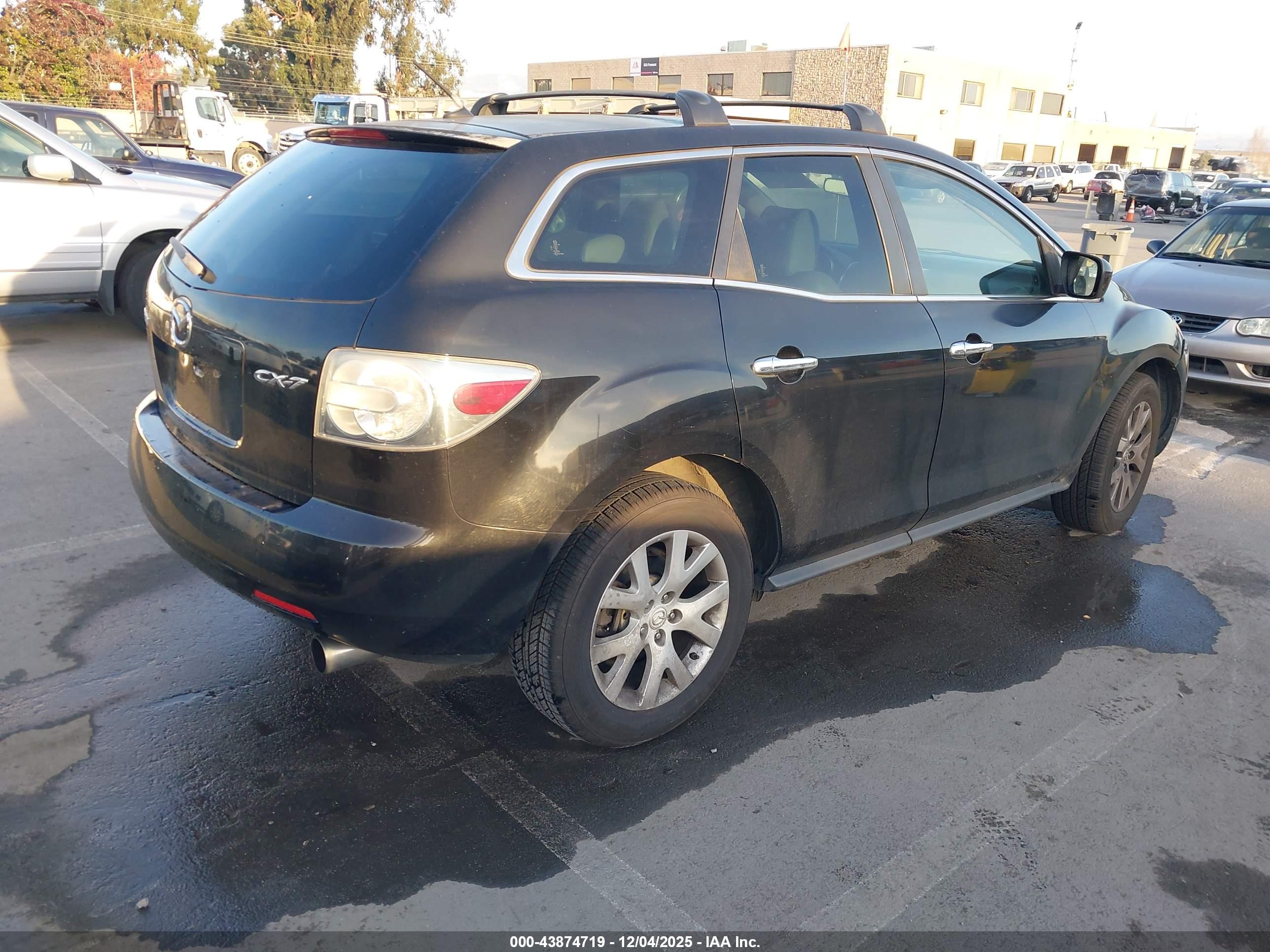 MAZDA CX-7 image 4