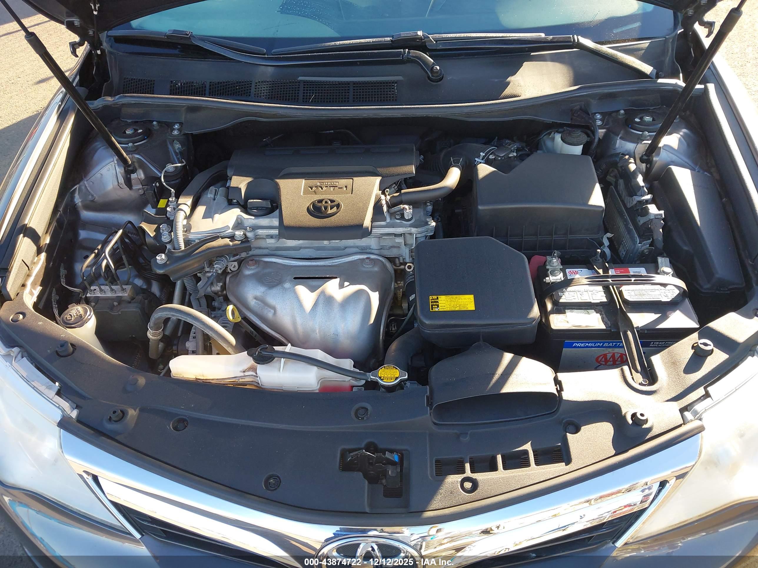 TOYOTA CAMRY image 10