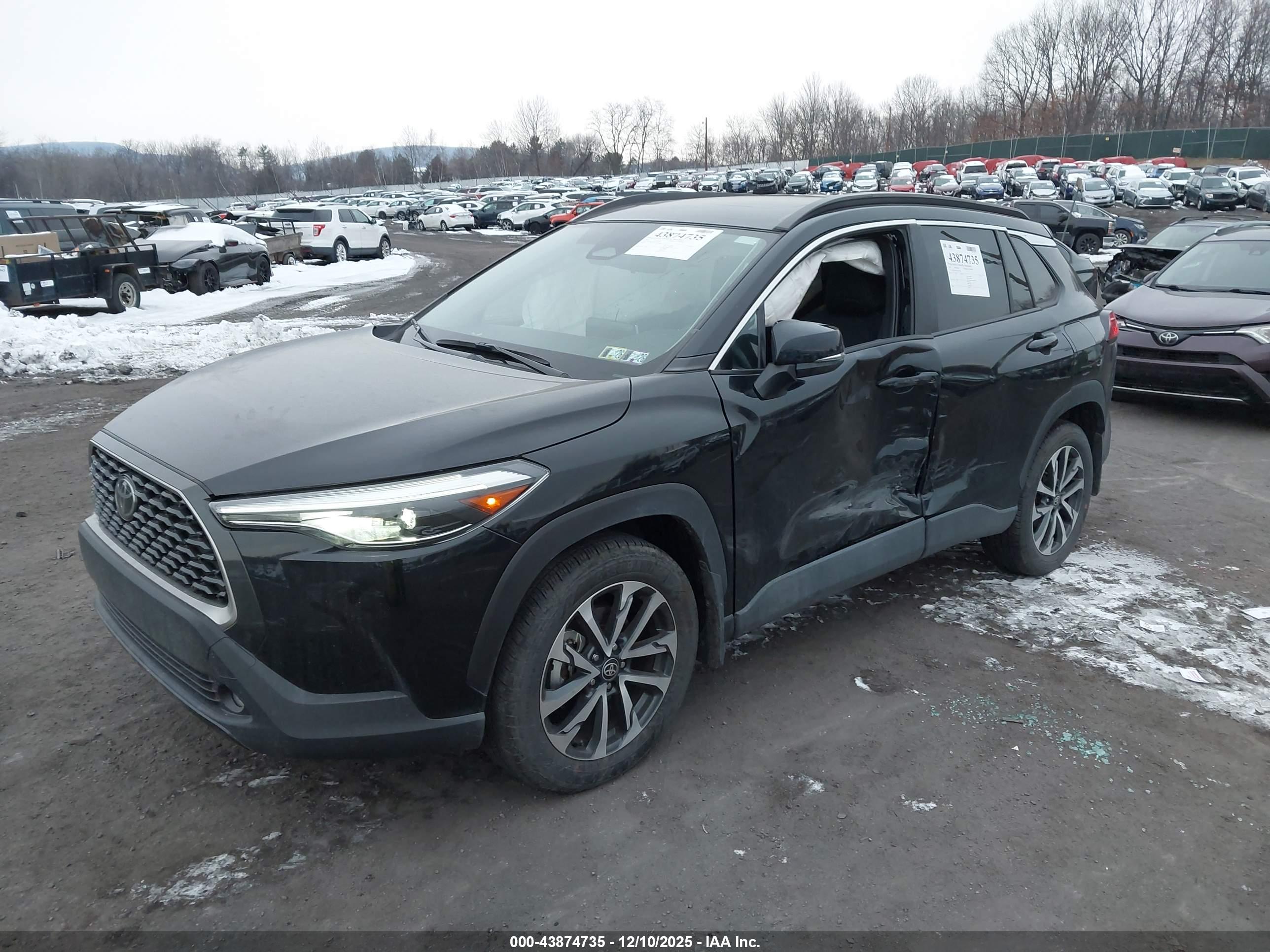 TOYOTA COROLLA image 2