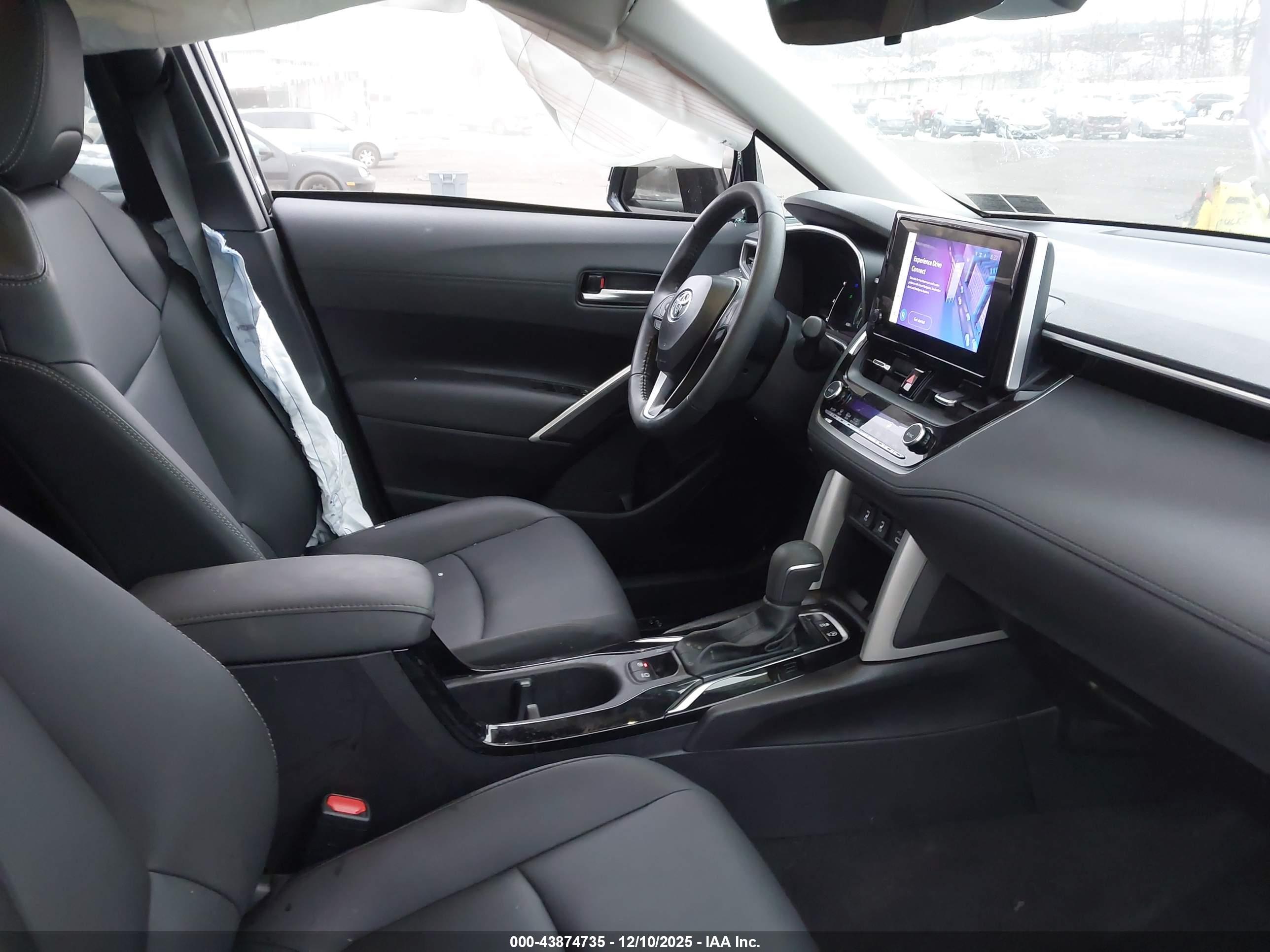 TOYOTA COROLLA image 5