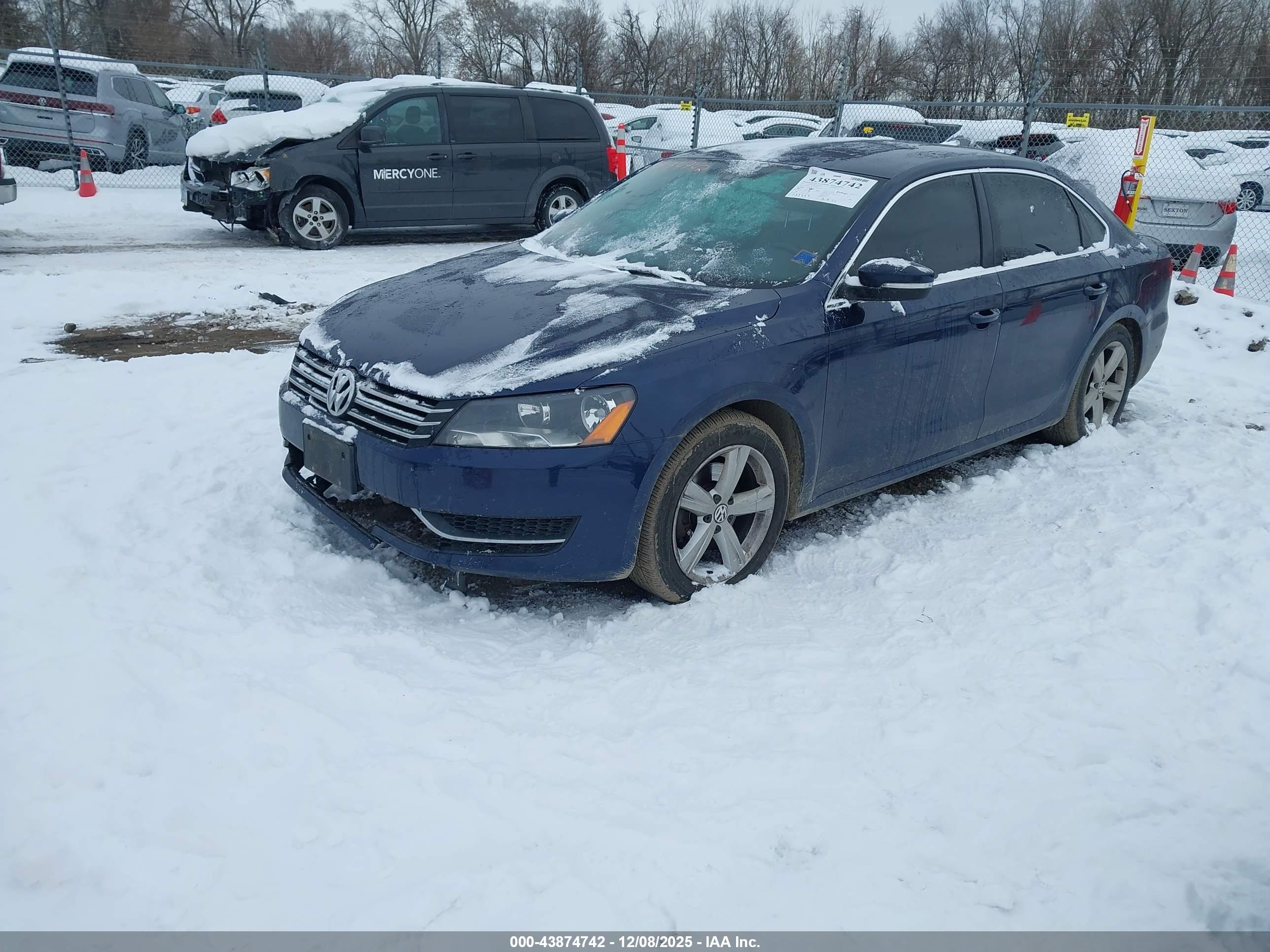 VOLKSWAGEN PASSAT image 2