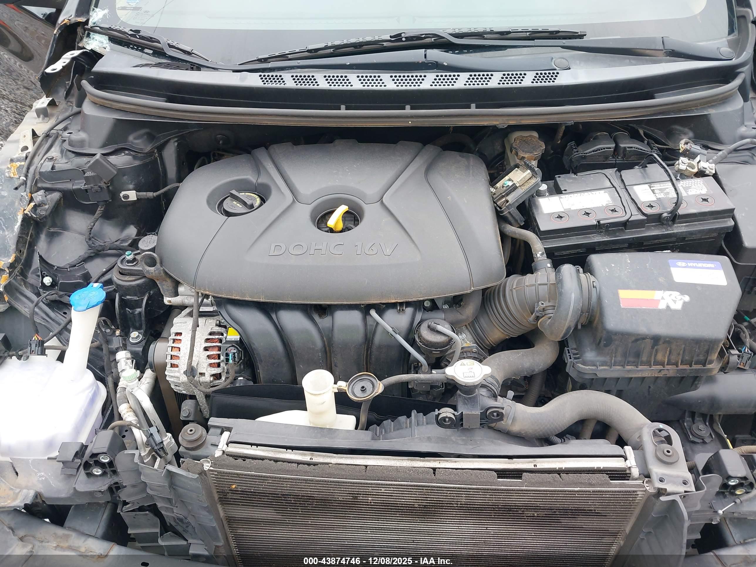 HYUNDAI ELANTRA image 10