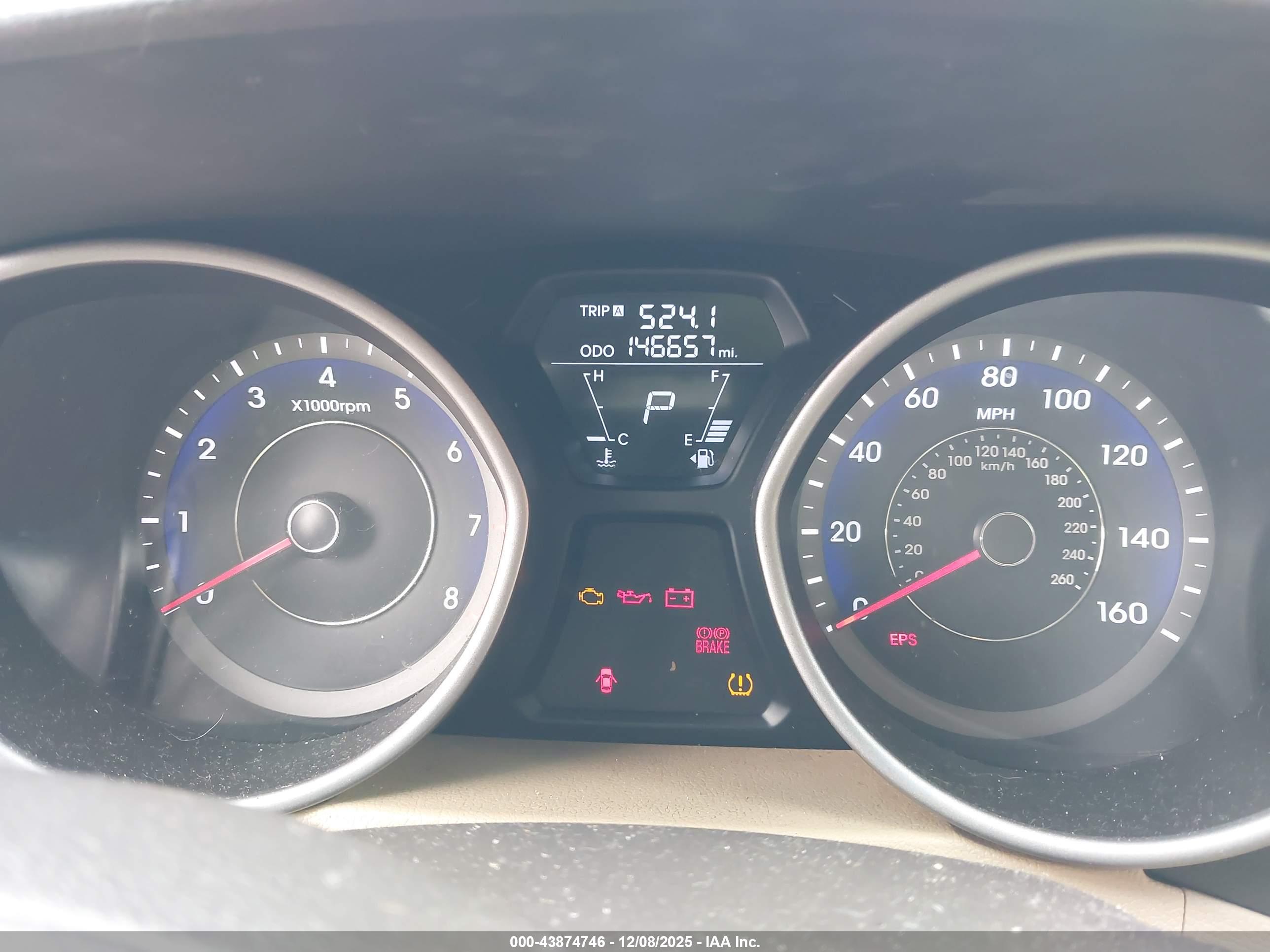 HYUNDAI ELANTRA image 7