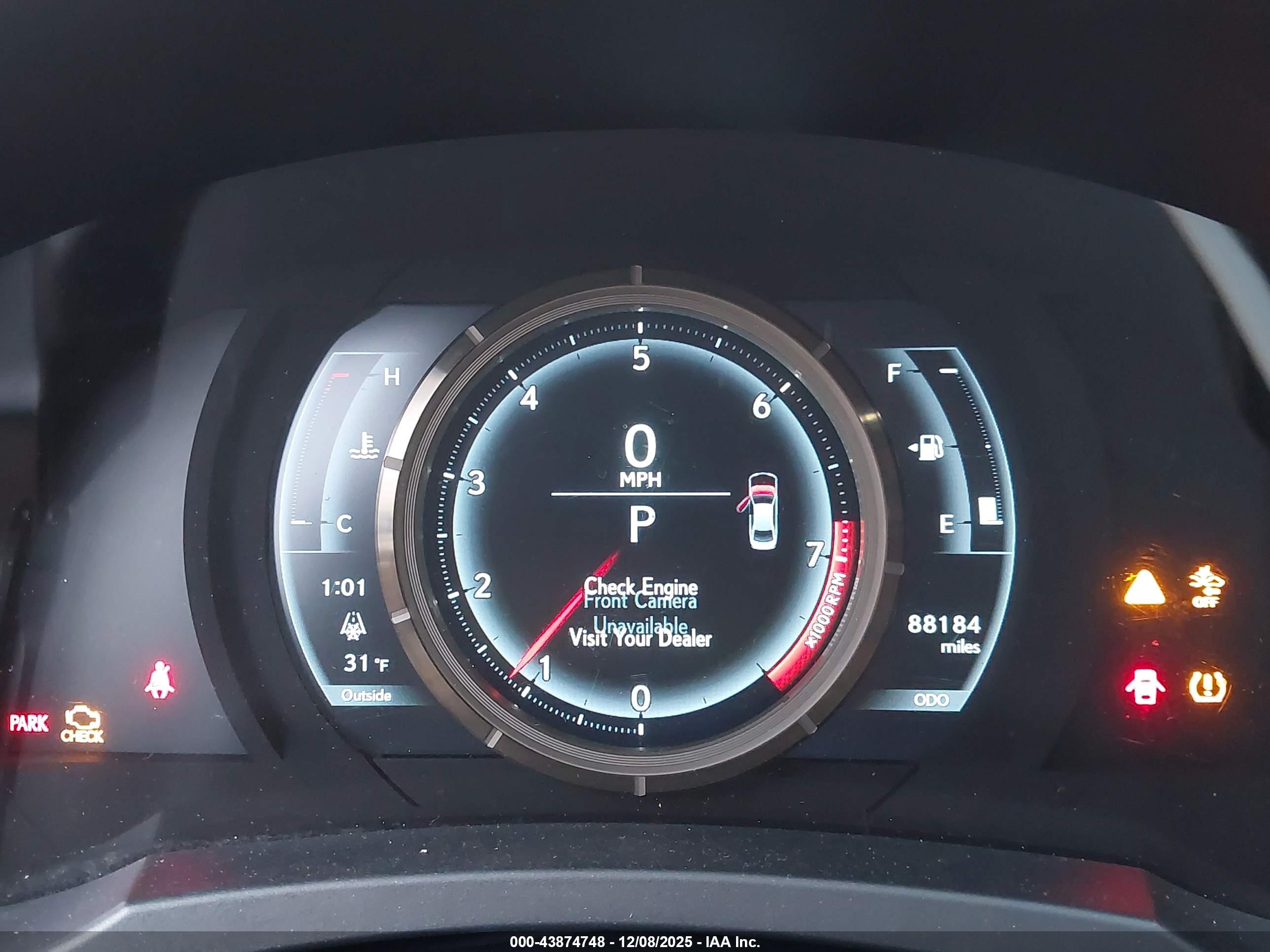 LEXUS IS image 7