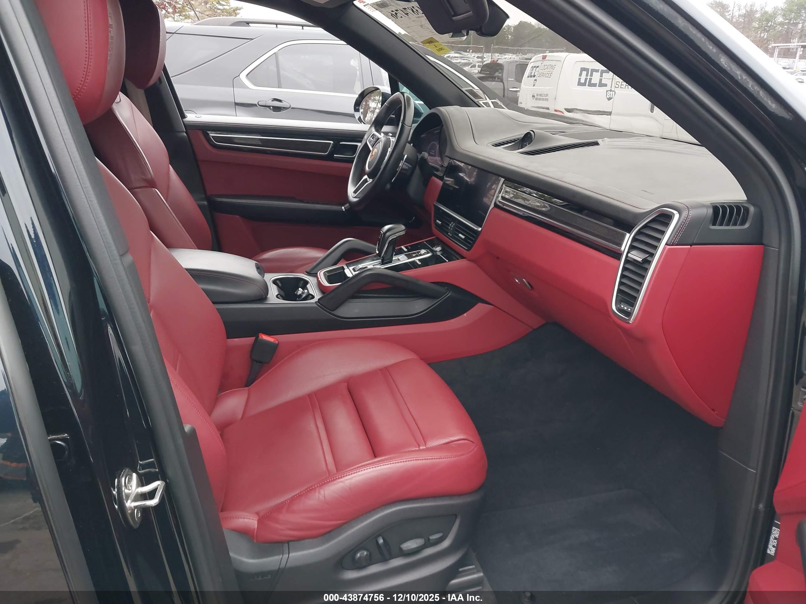 PORSCHE CAYENNE image 5