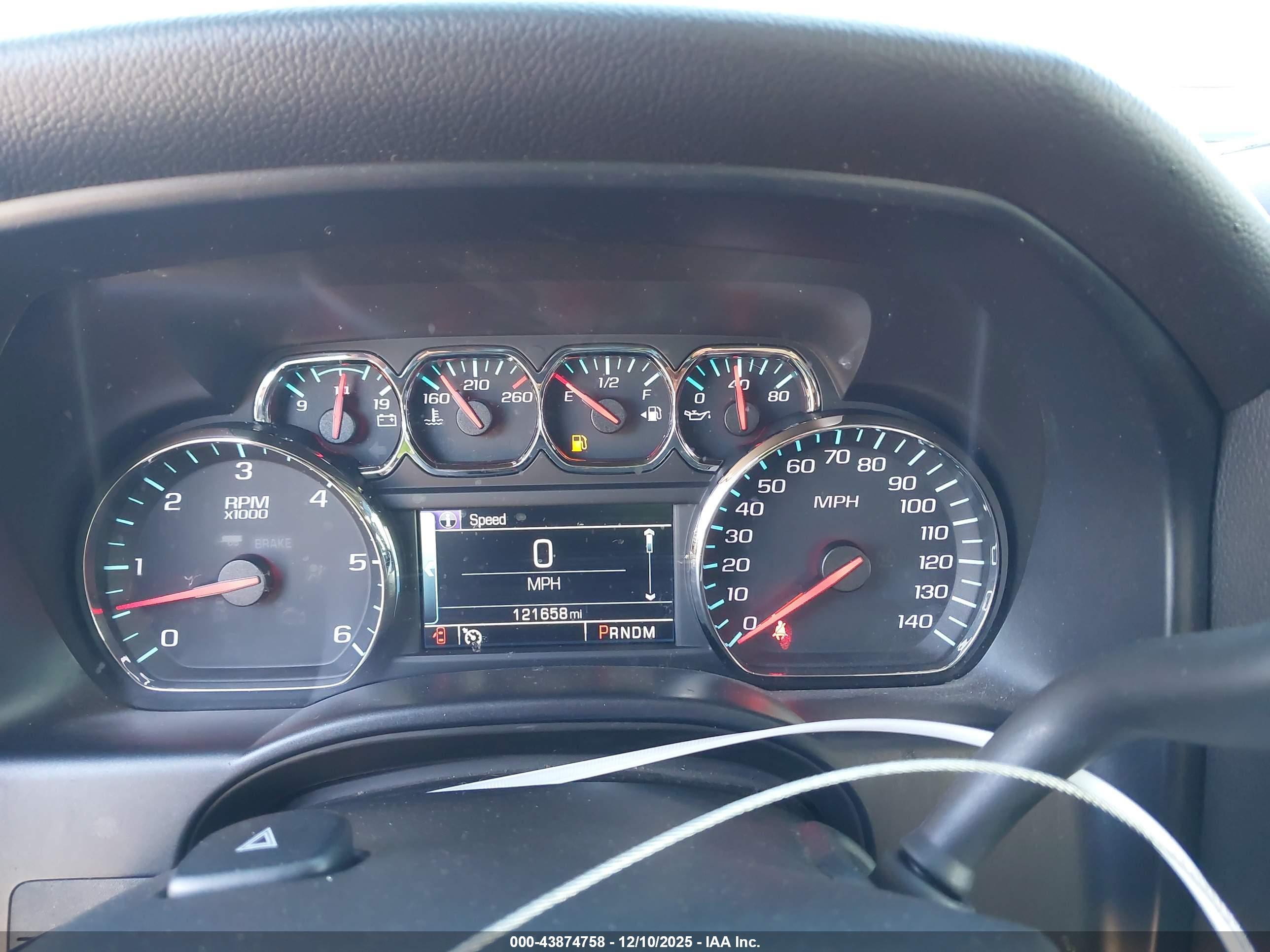 CHEVROLET SILVERADO image 7