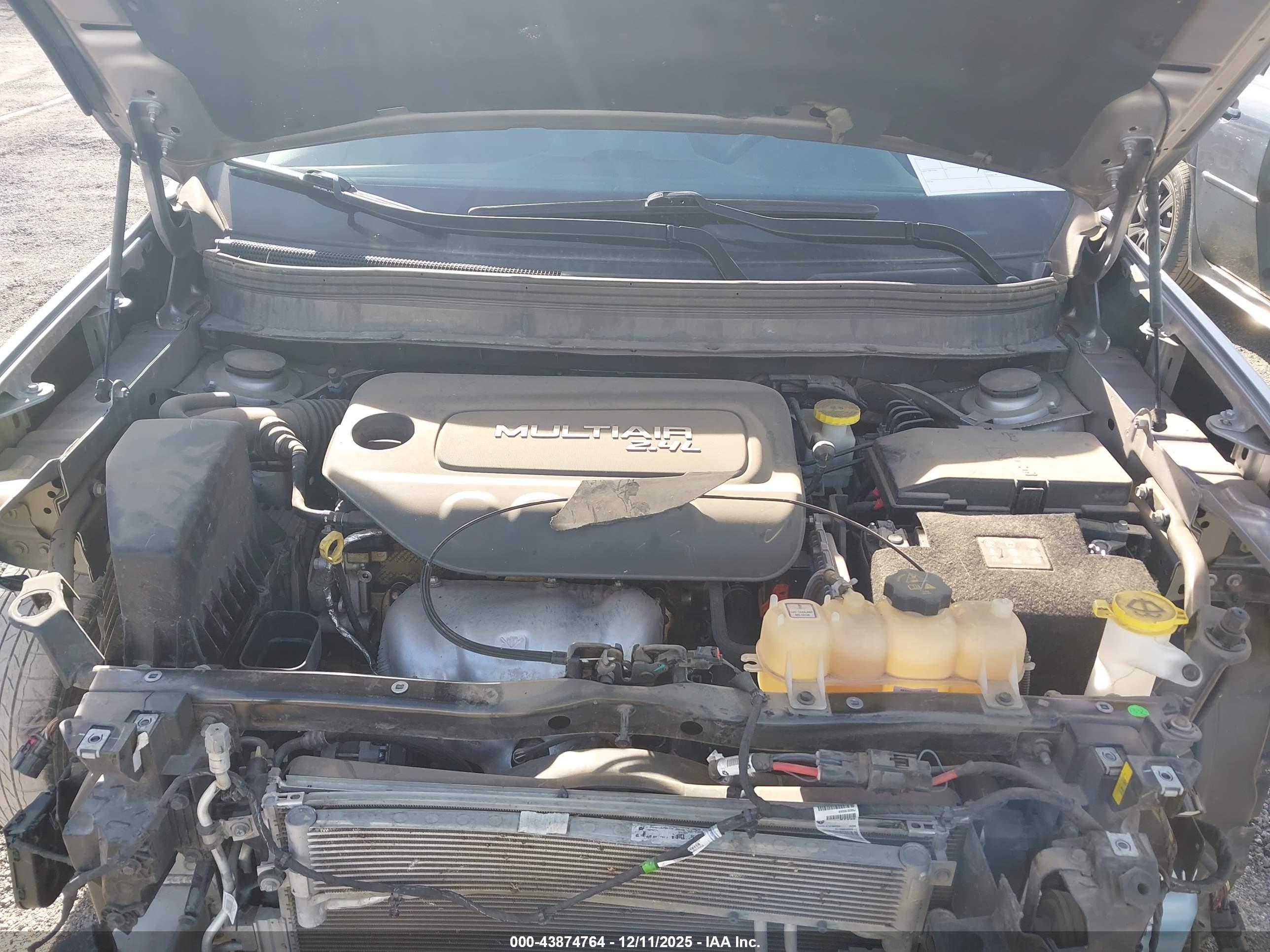 JEEP CHEROKEE image 10