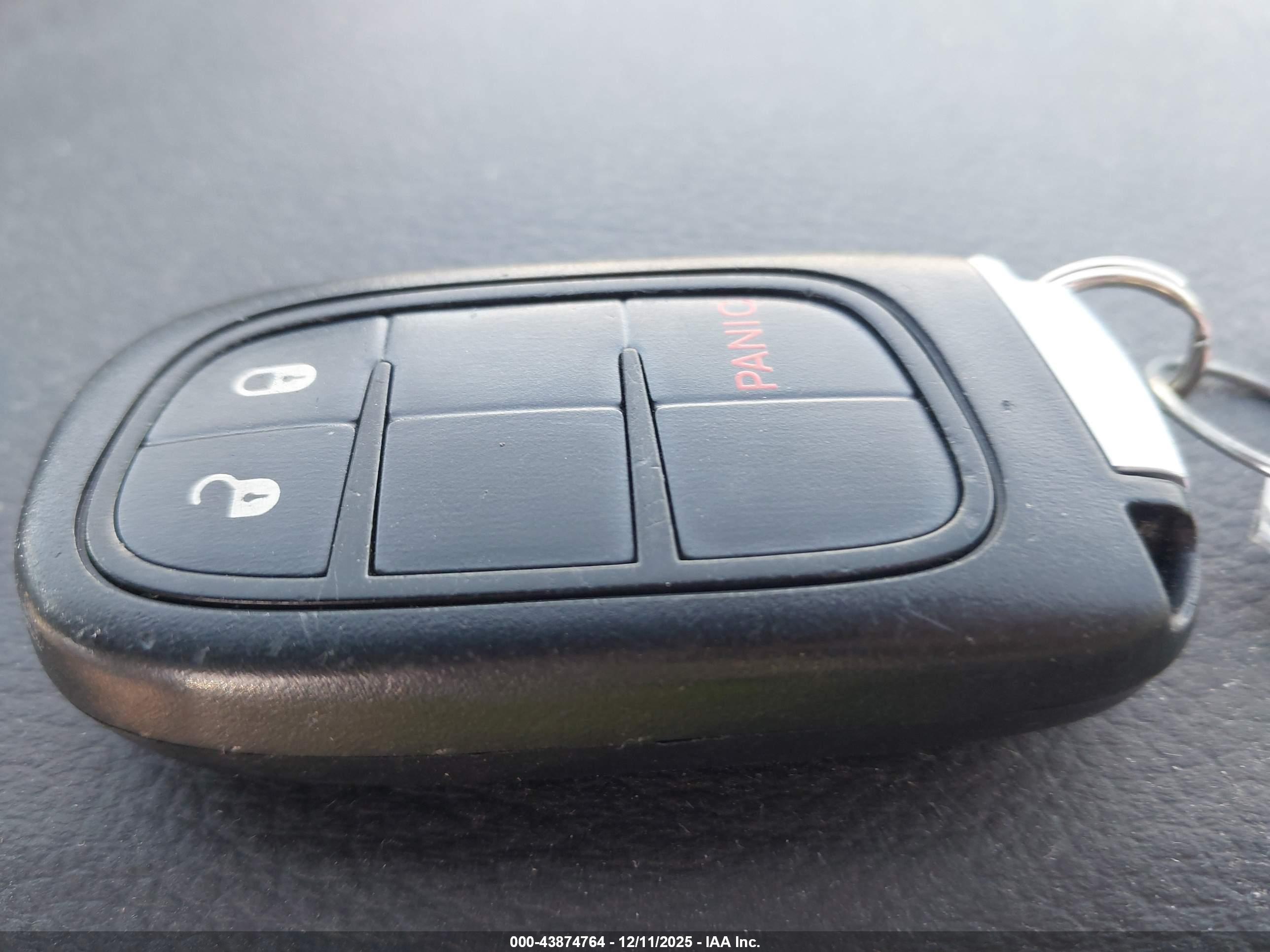 JEEP CHEROKEE image 11