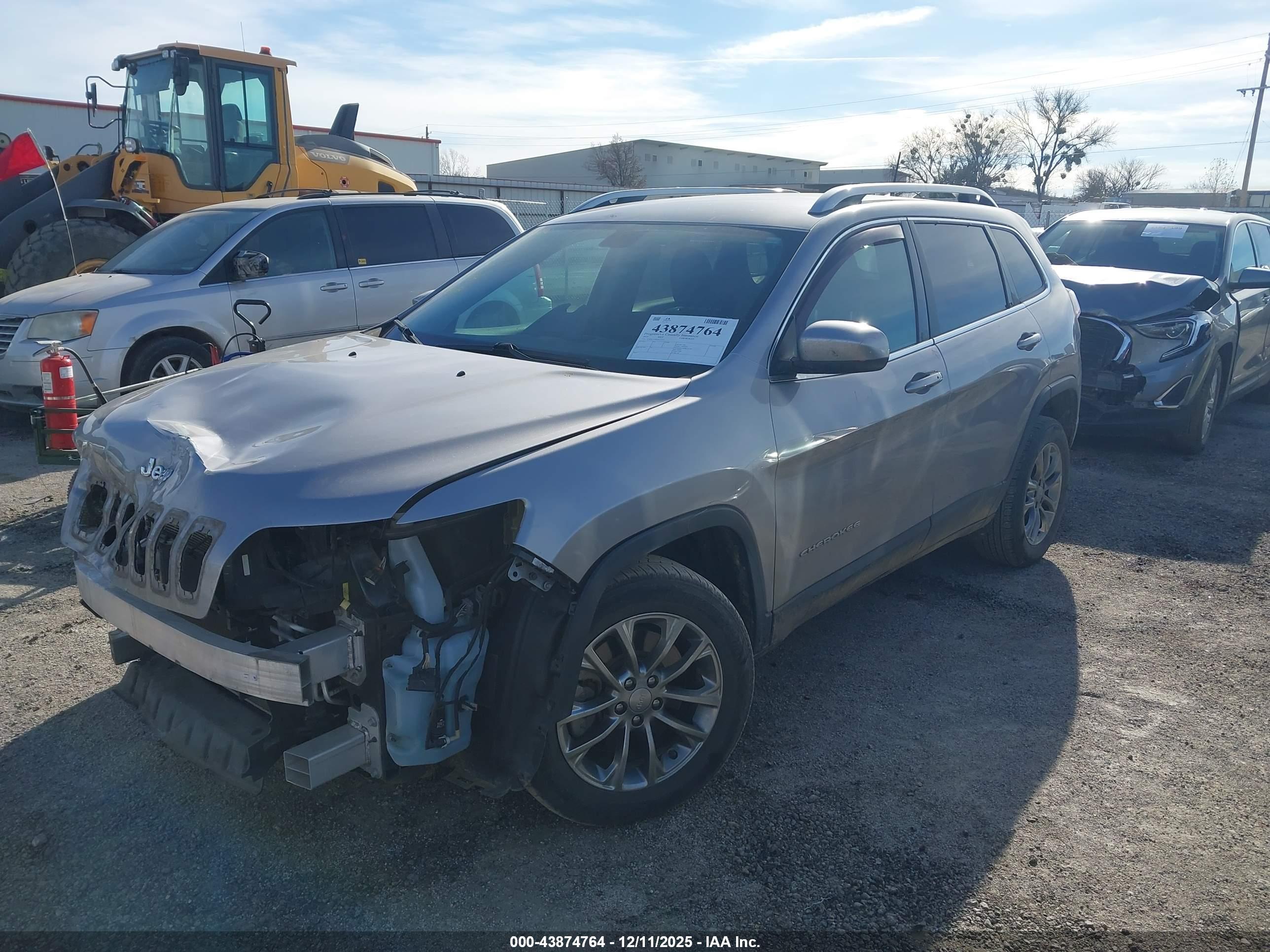 JEEP CHEROKEE image 2