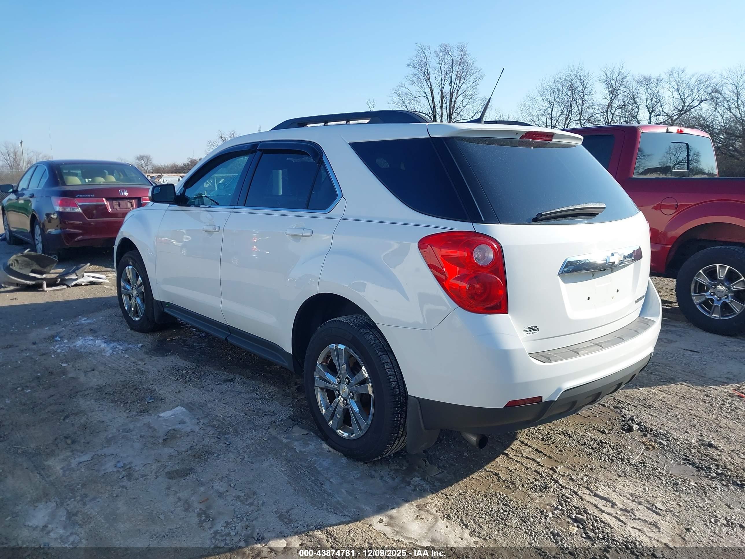 CHEVROLET EQUINOX image 3