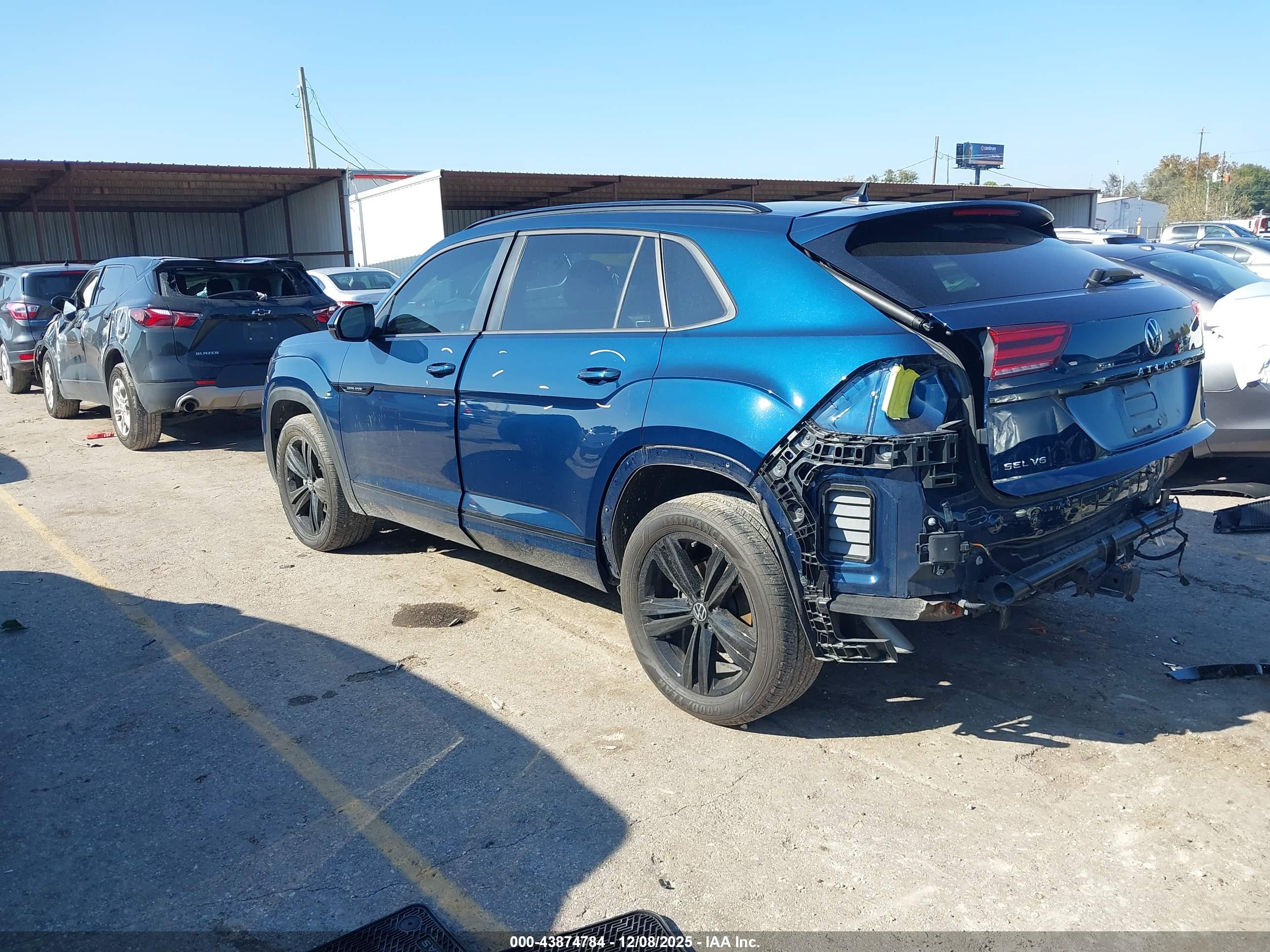 VOLKSWAGEN ATLAS image 3