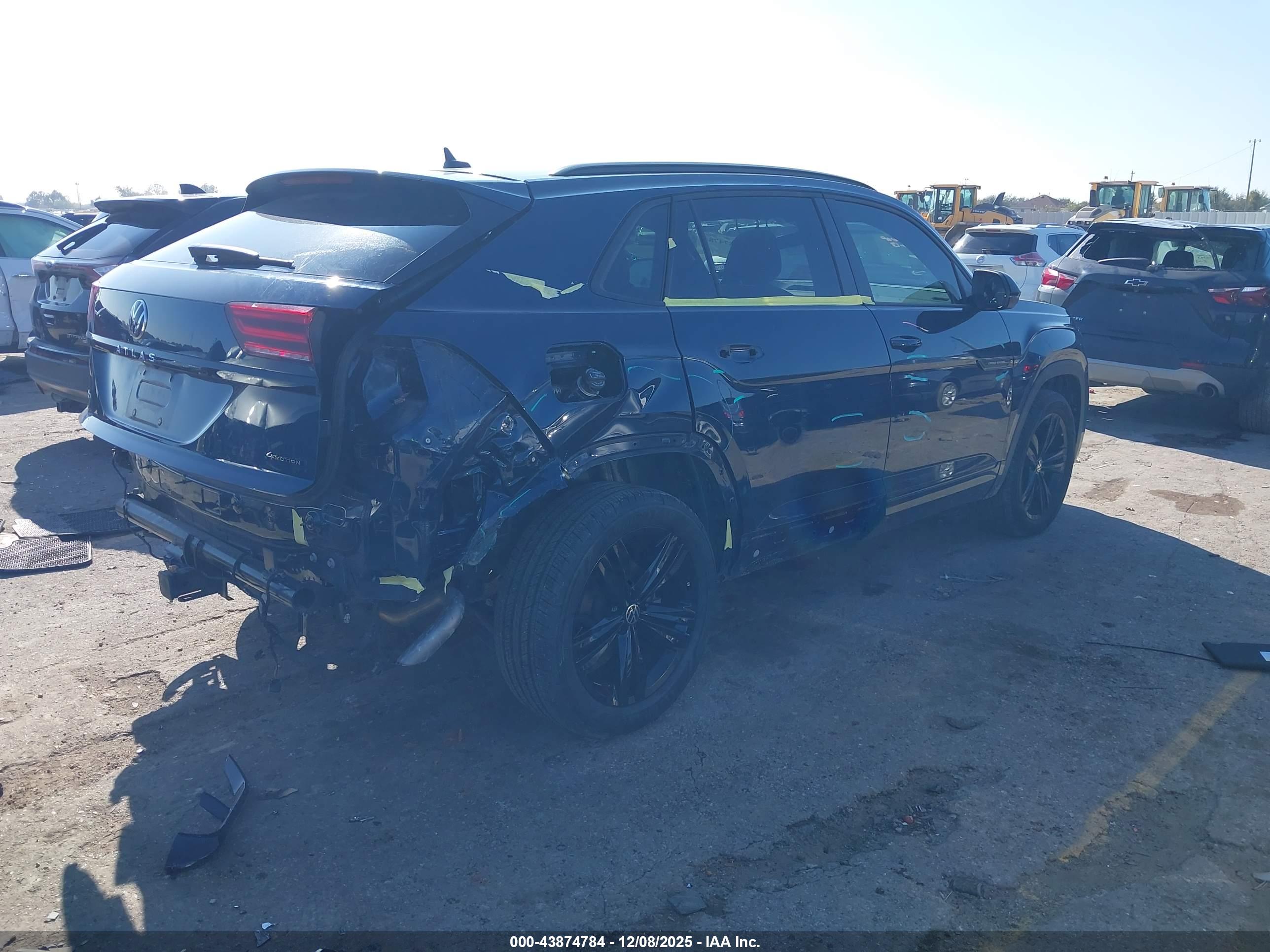 VOLKSWAGEN ATLAS image 4