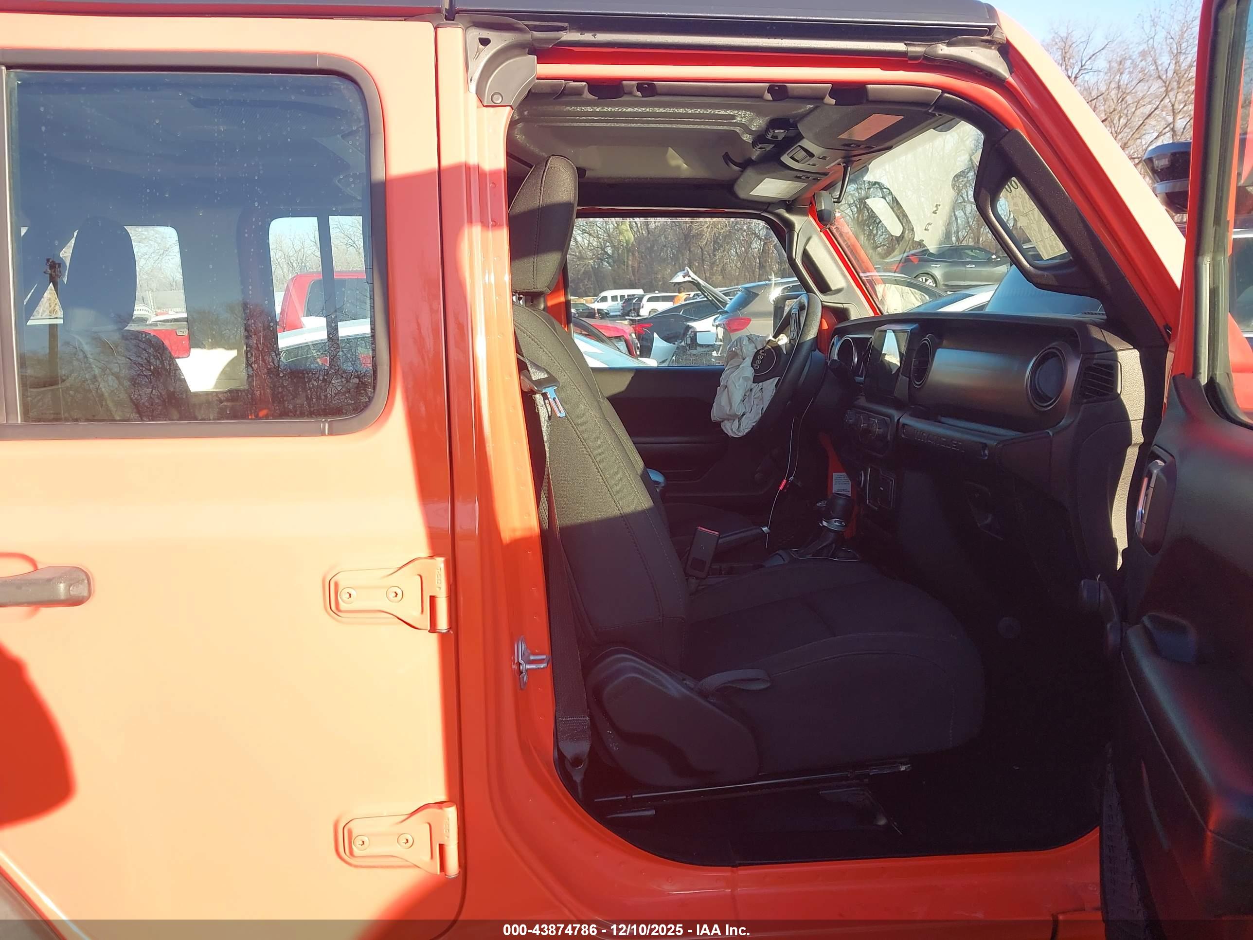 JEEP WRANGLER image 5
