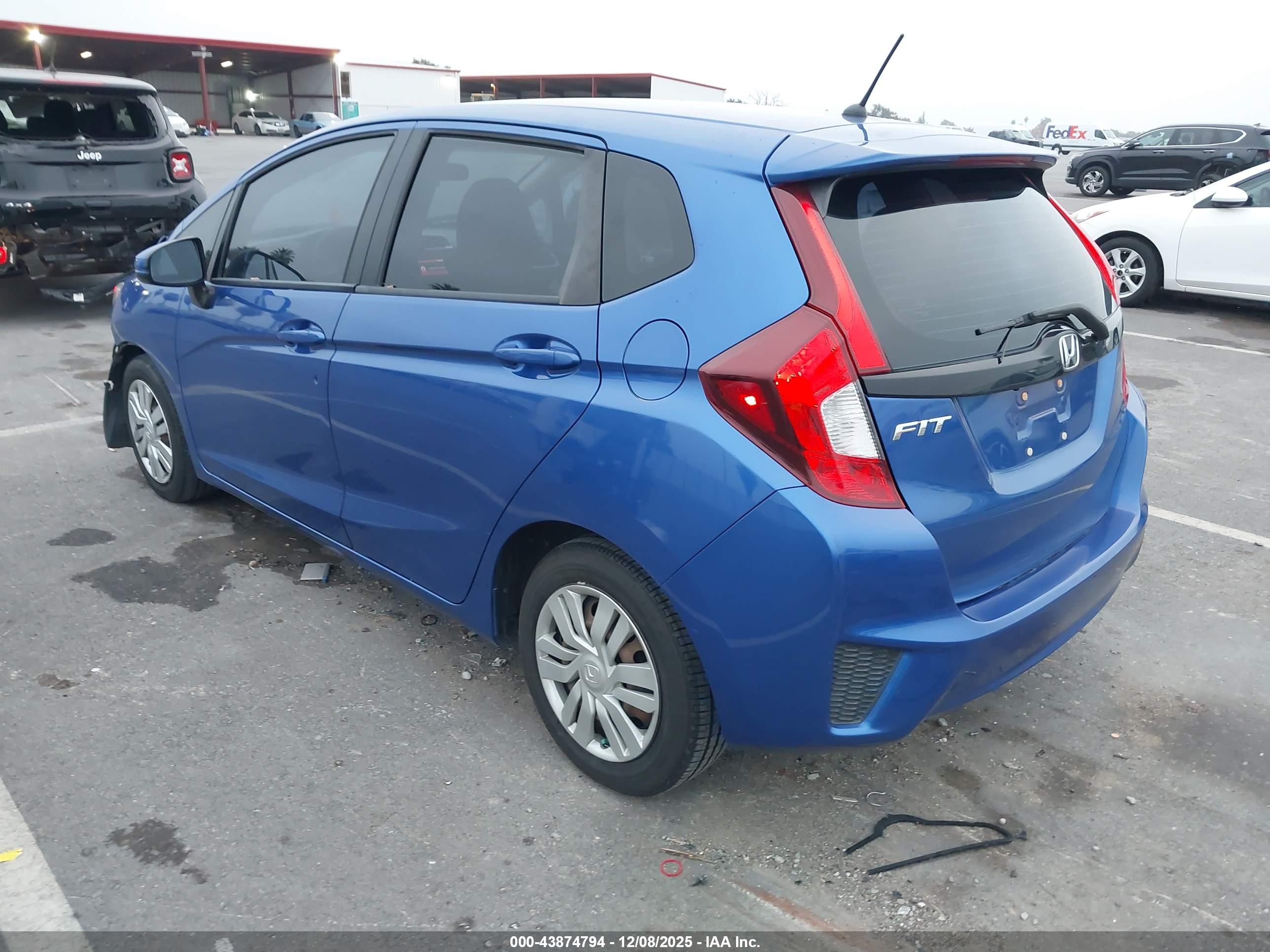 HONDA FIT image 3