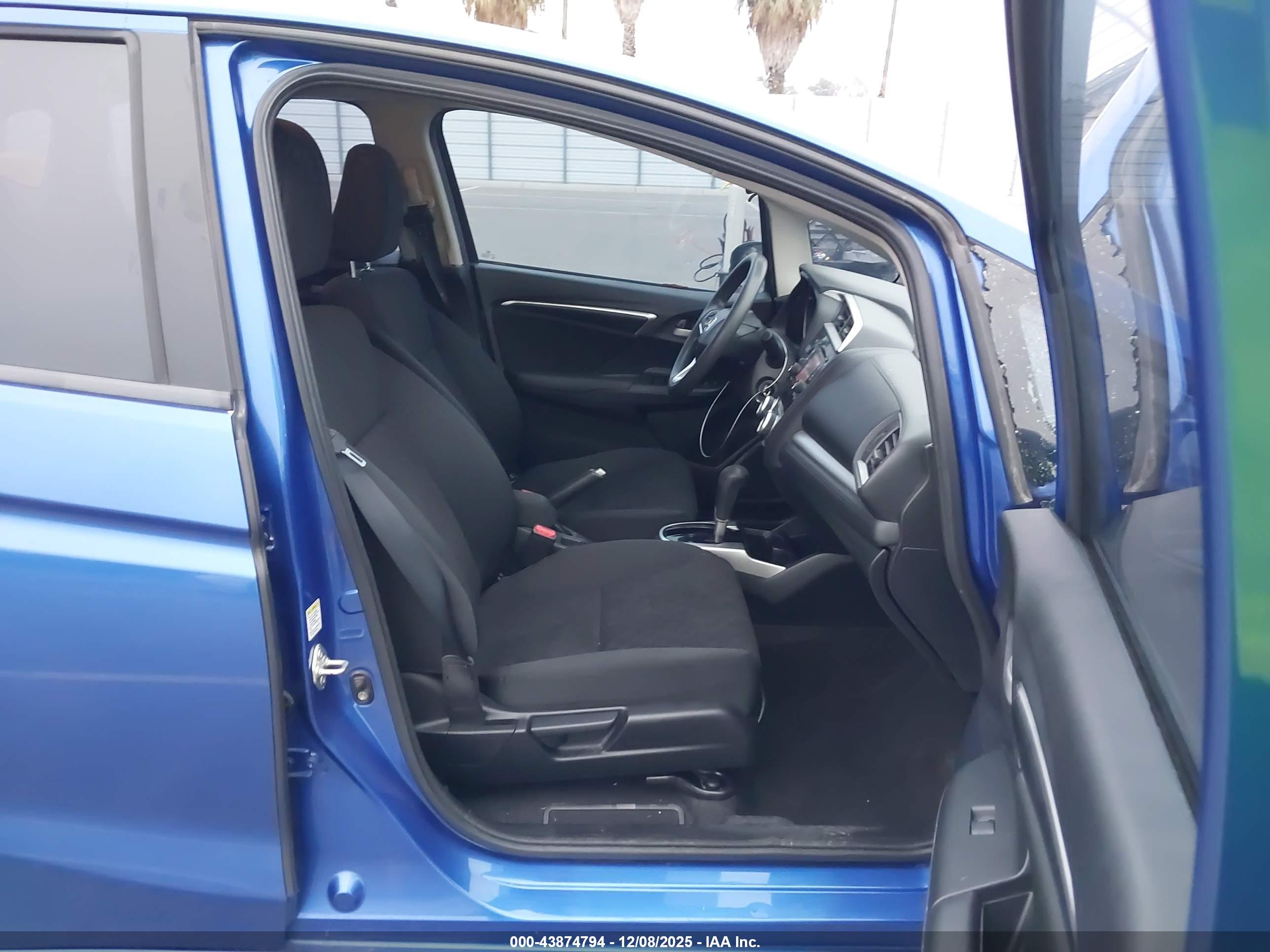 HONDA FIT image 5