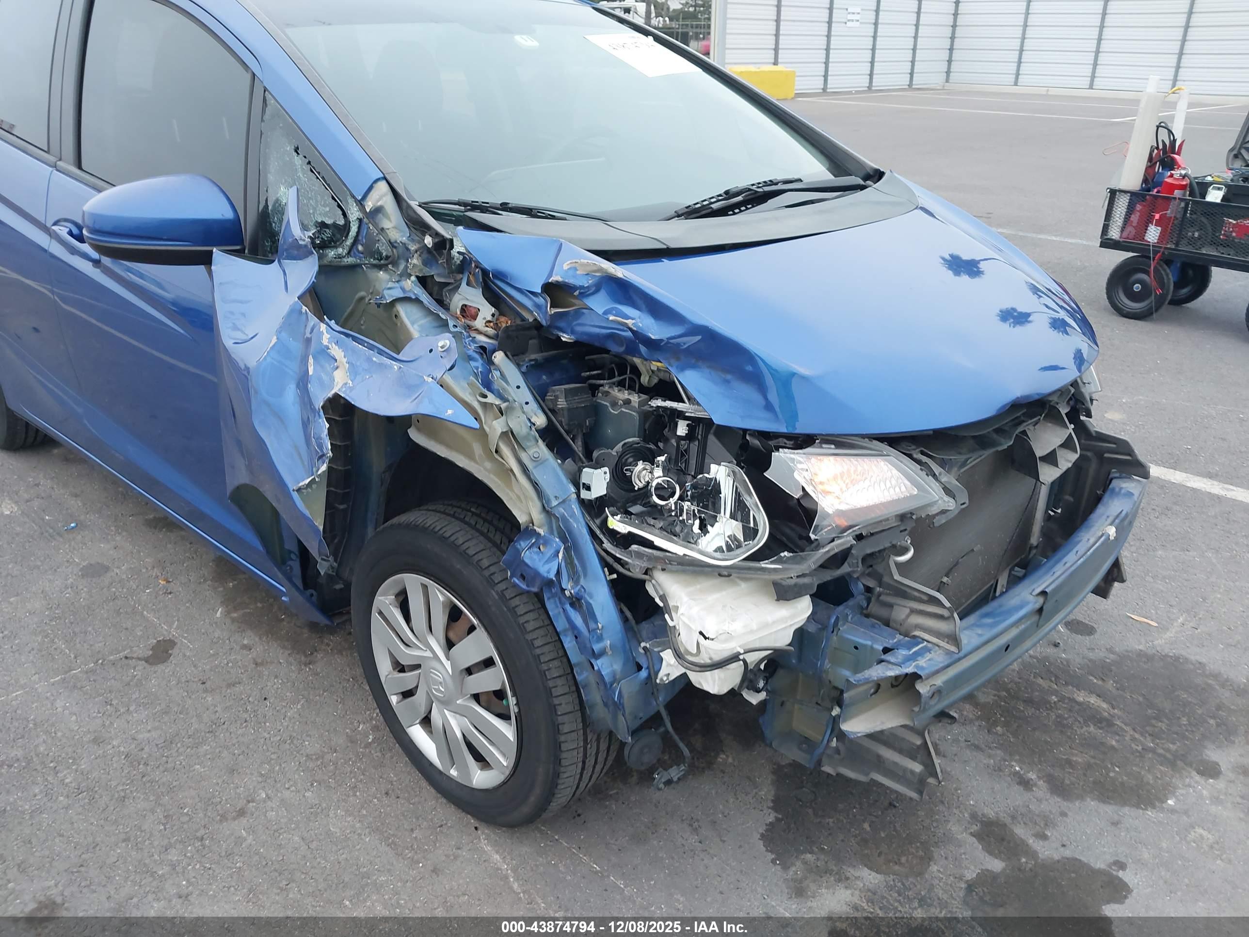HONDA FIT image 6