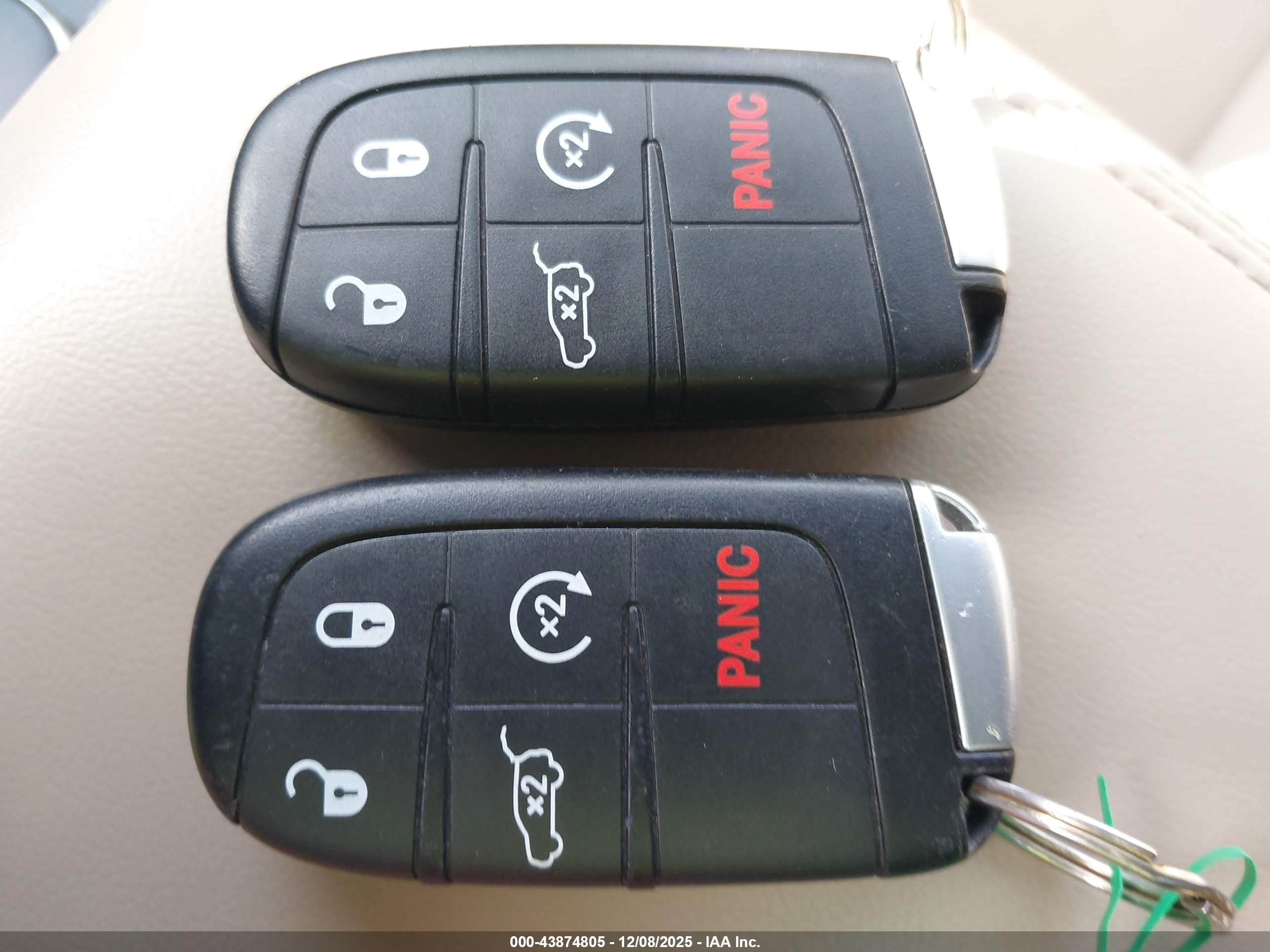 JEEP GRAND image 11