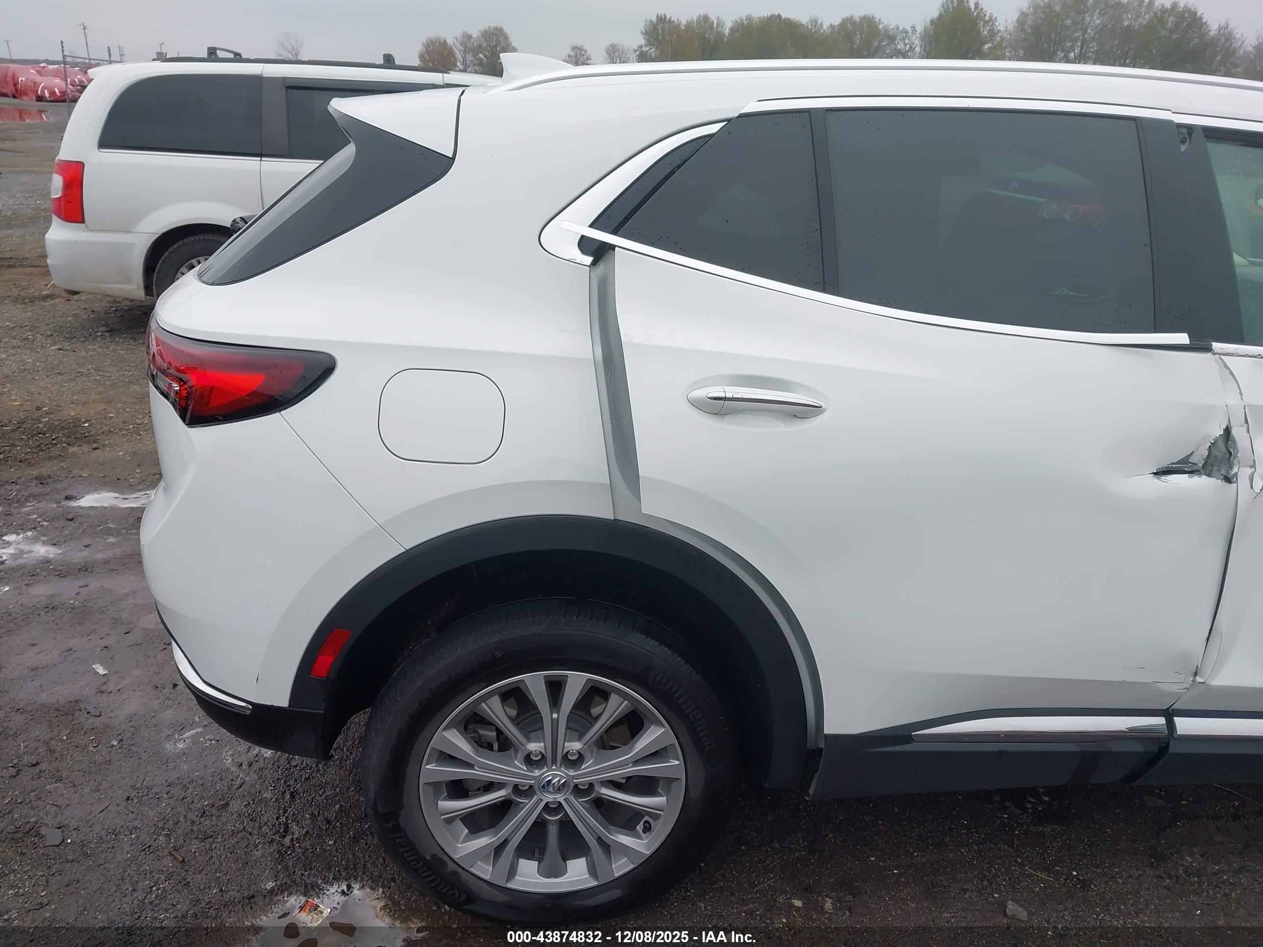 BUICK ENVISION image 6