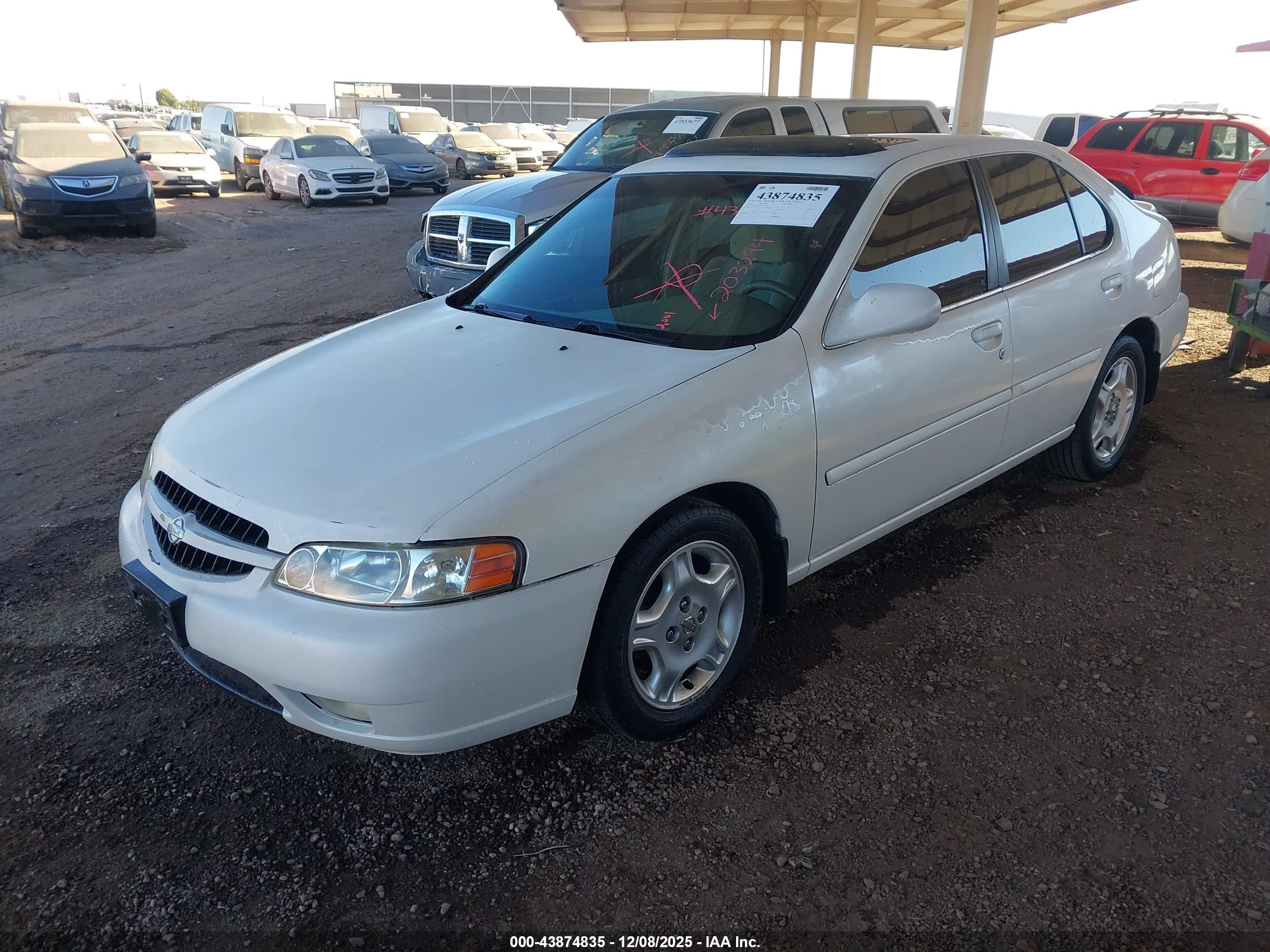 NISSAN ALTIMA image 2