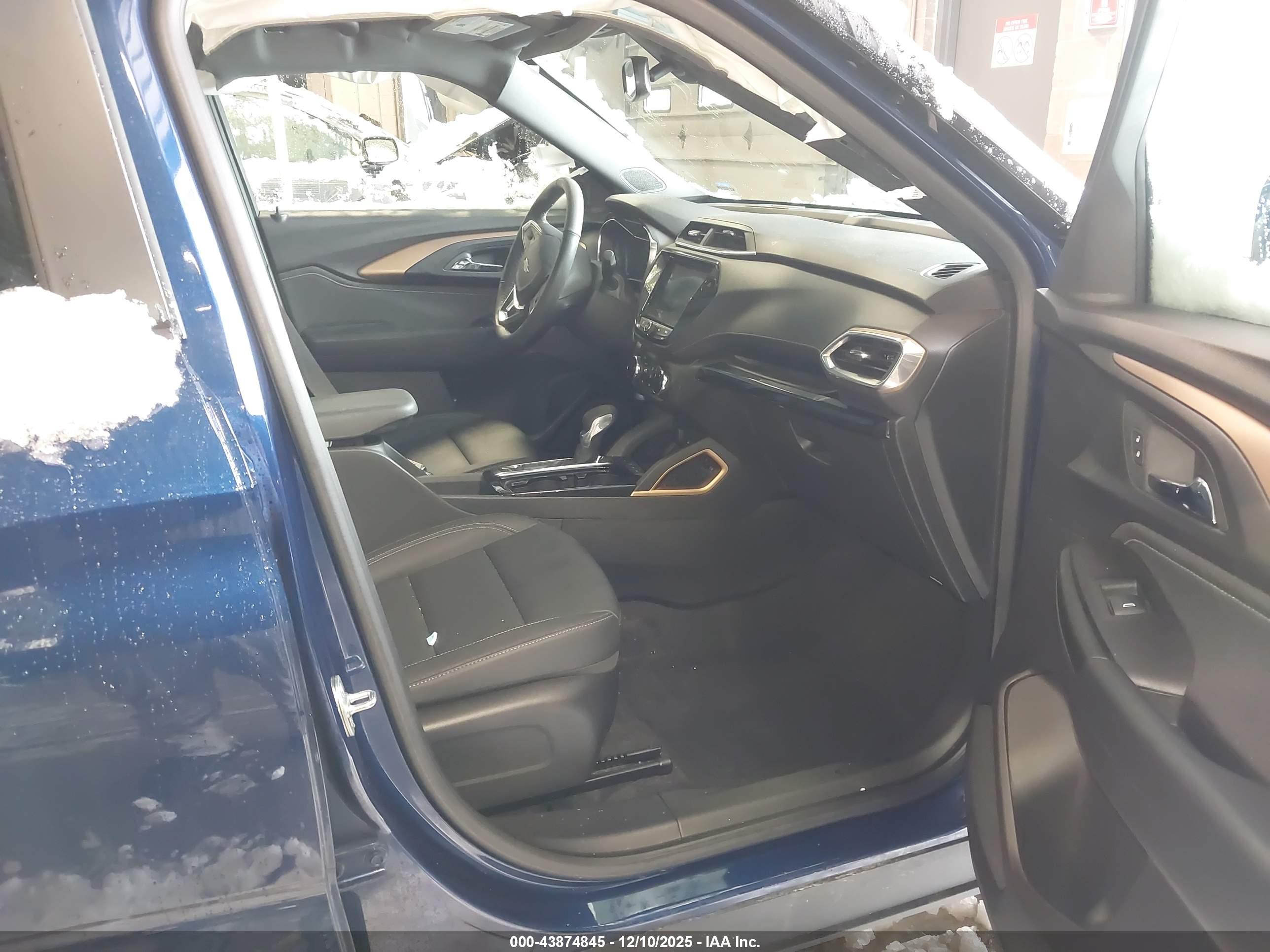 CHEVROLET TRAILBLAZER image 5