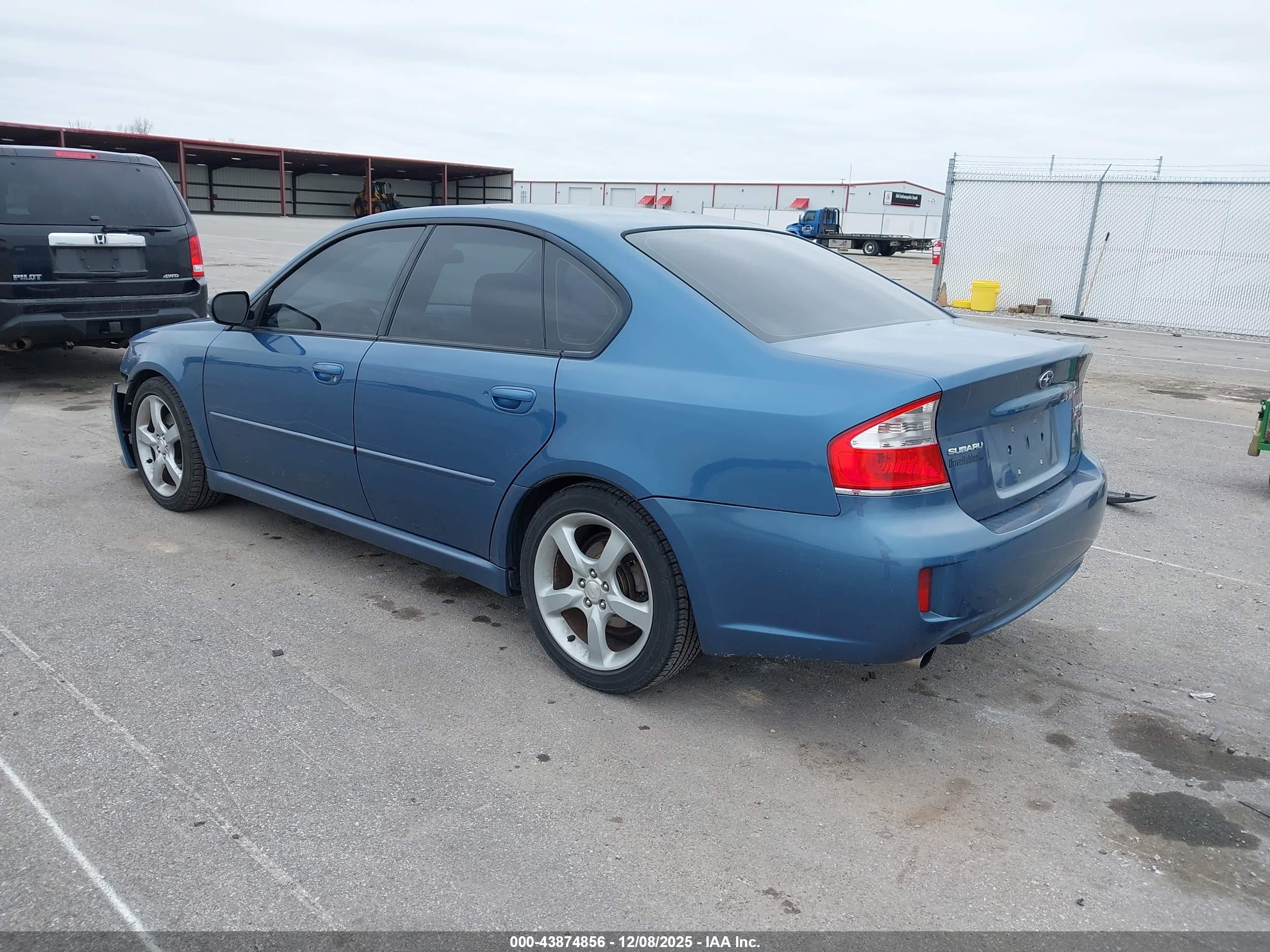SUBARU LEGACY image 3