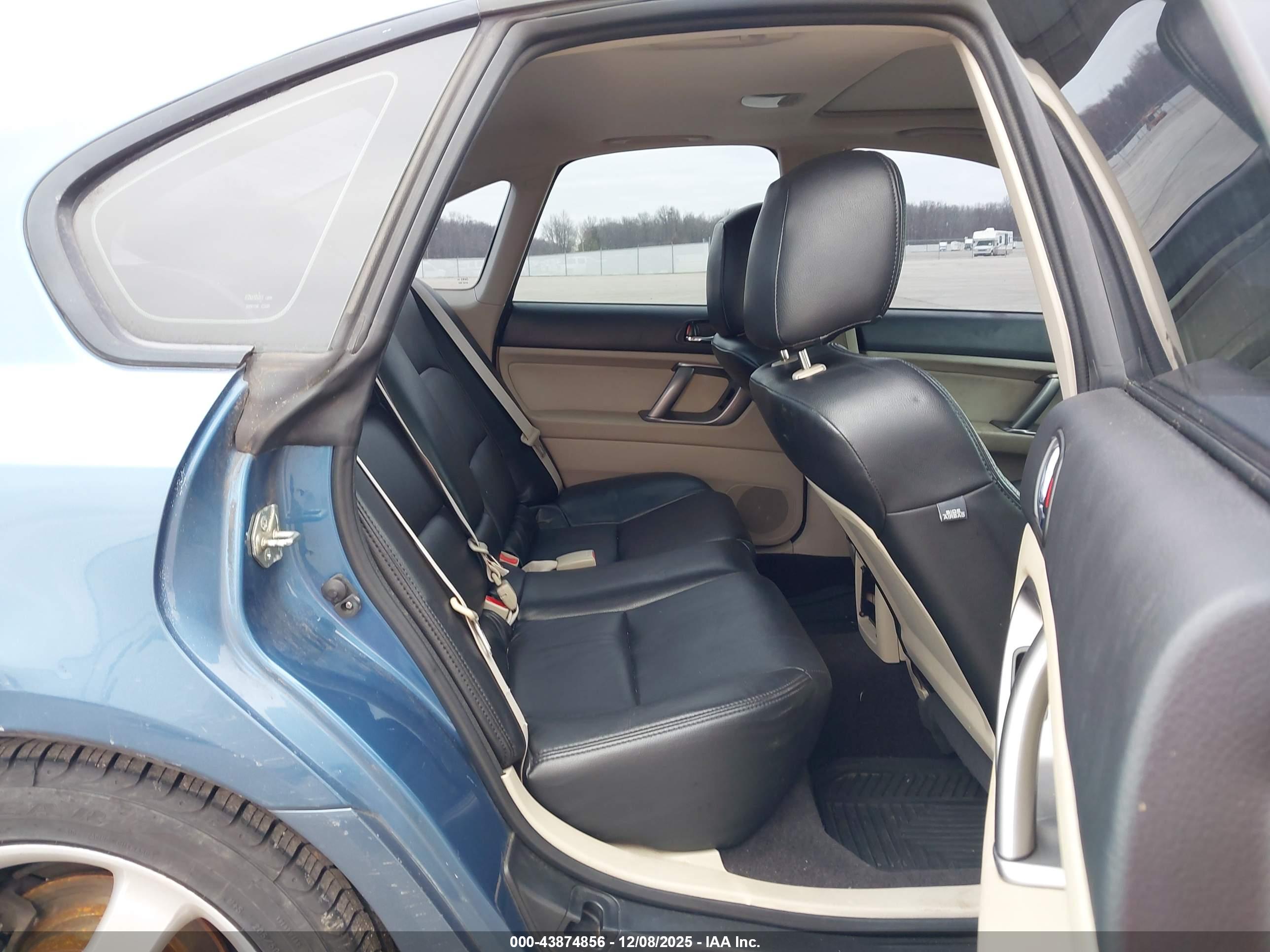 SUBARU LEGACY image 8