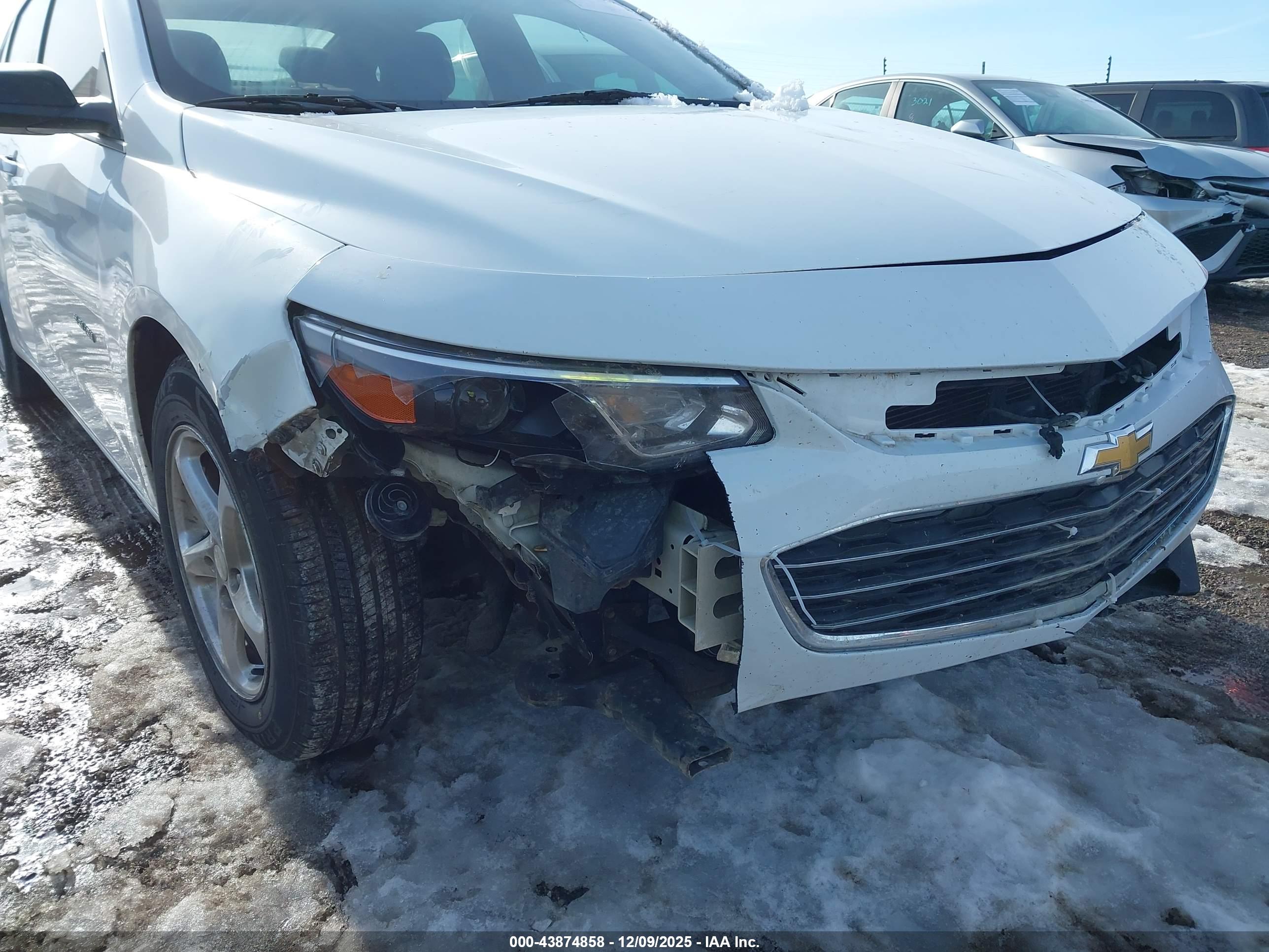 CHEVROLET MALIBU image 6