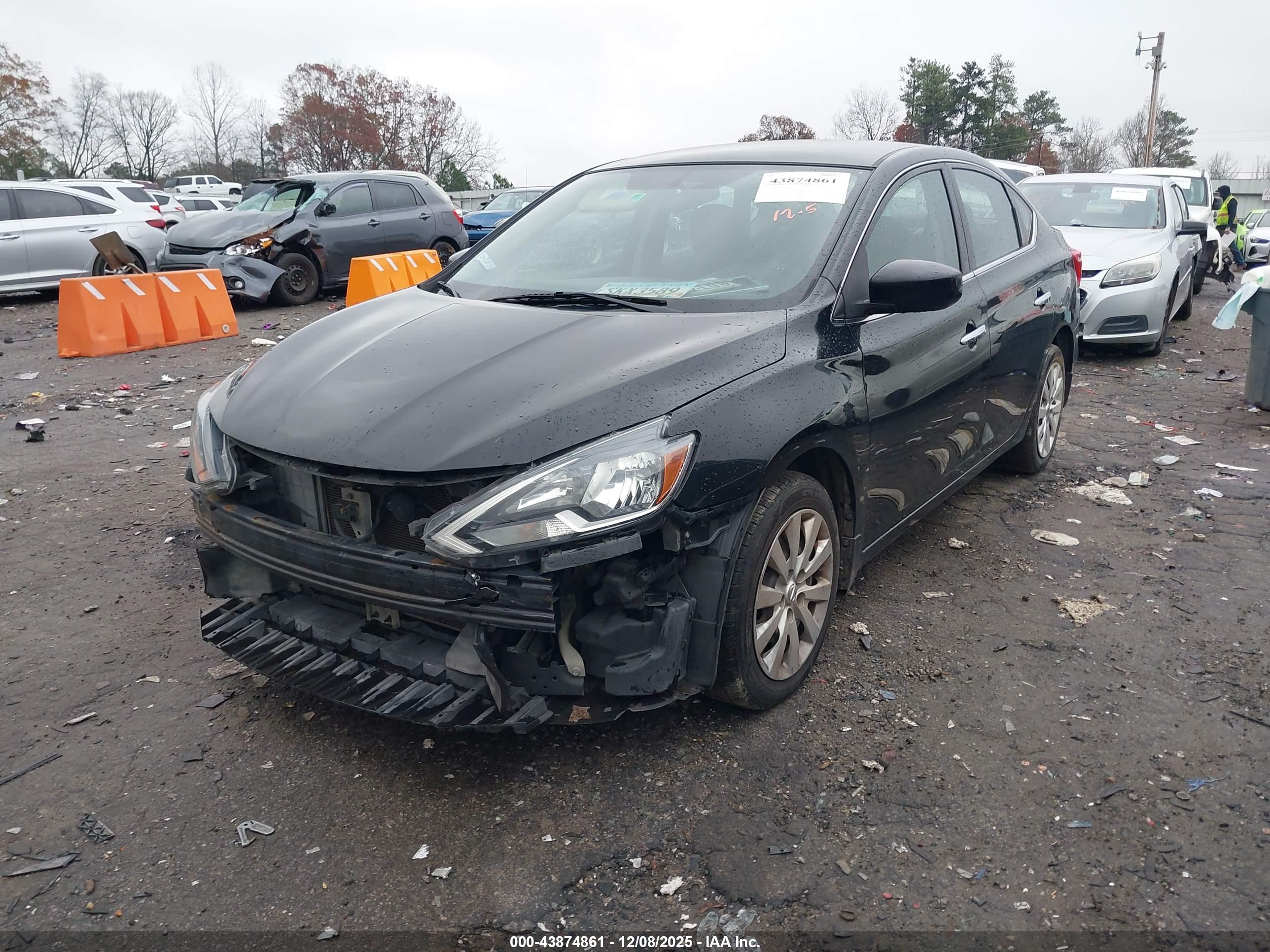 NISSAN SENTRA image 6
