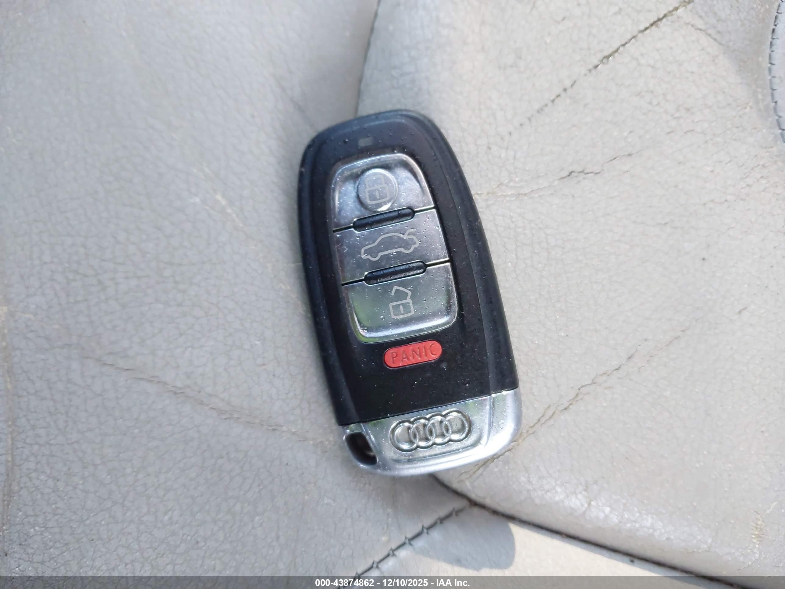 AUDI A4 image 11