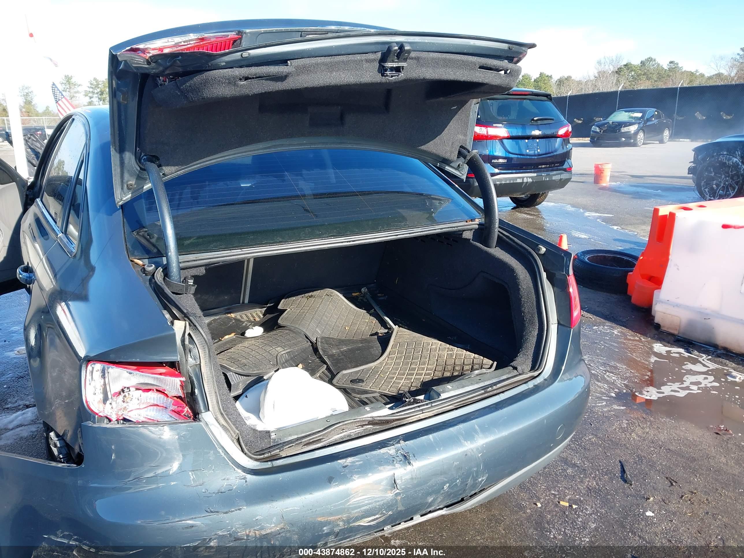 AUDI A4 image 6