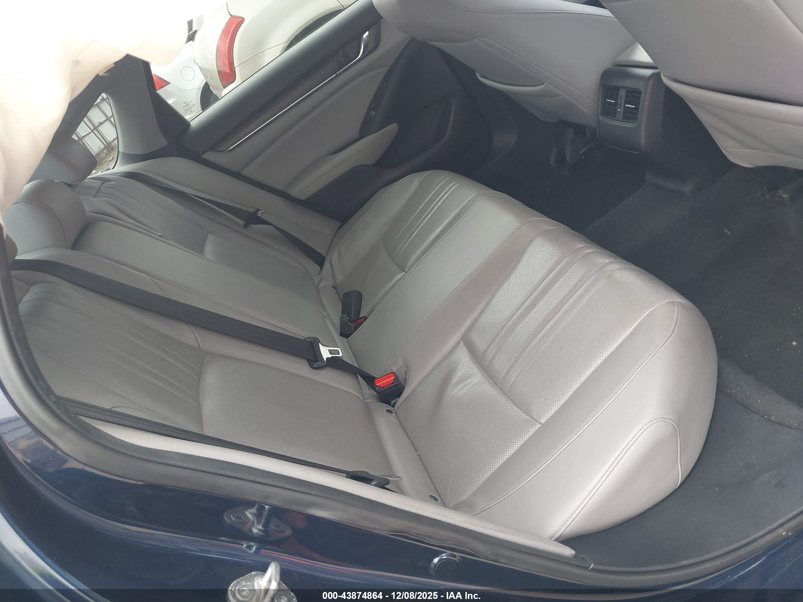 HONDA ACCORD image 8