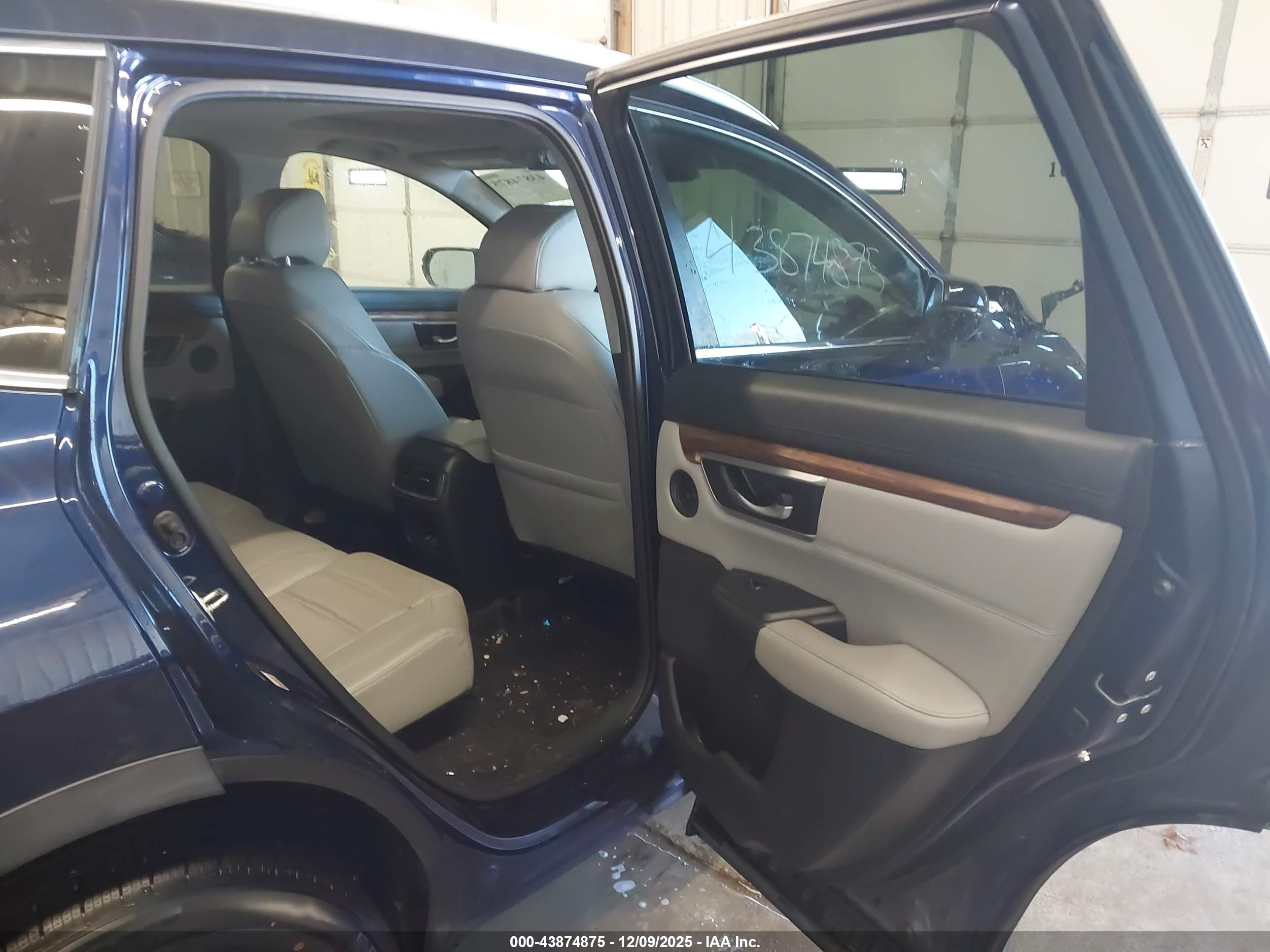 HONDA CR-V image 8