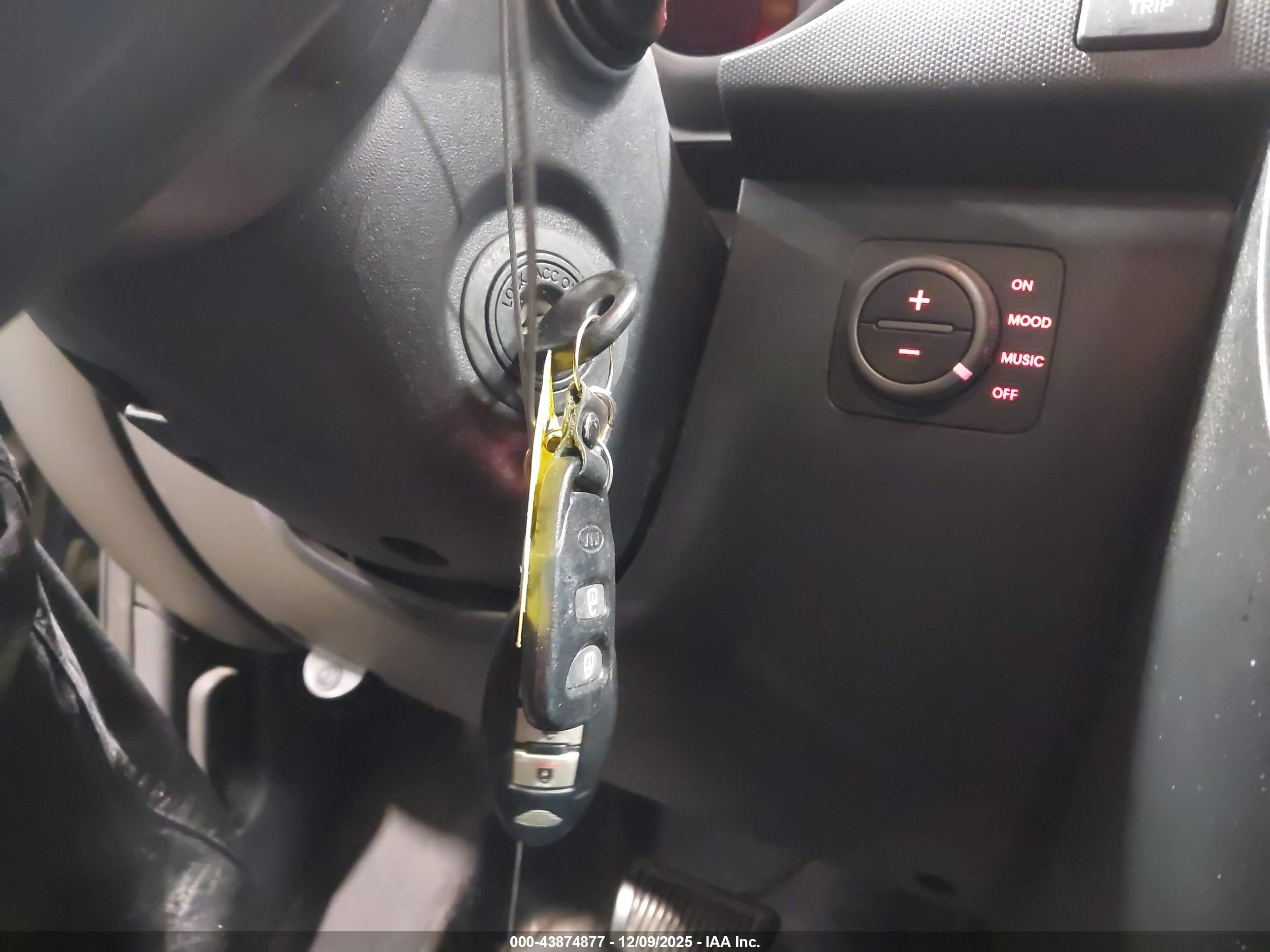 KIA SOUL image 11