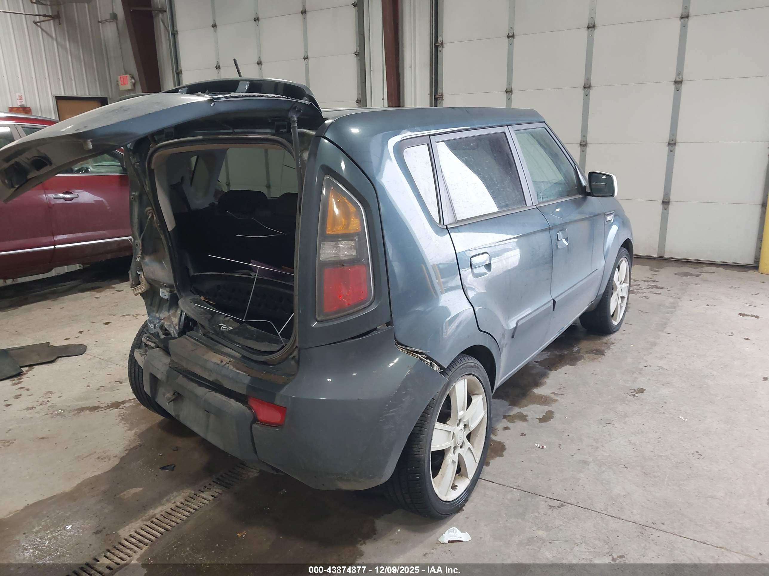 KIA SOUL image 4