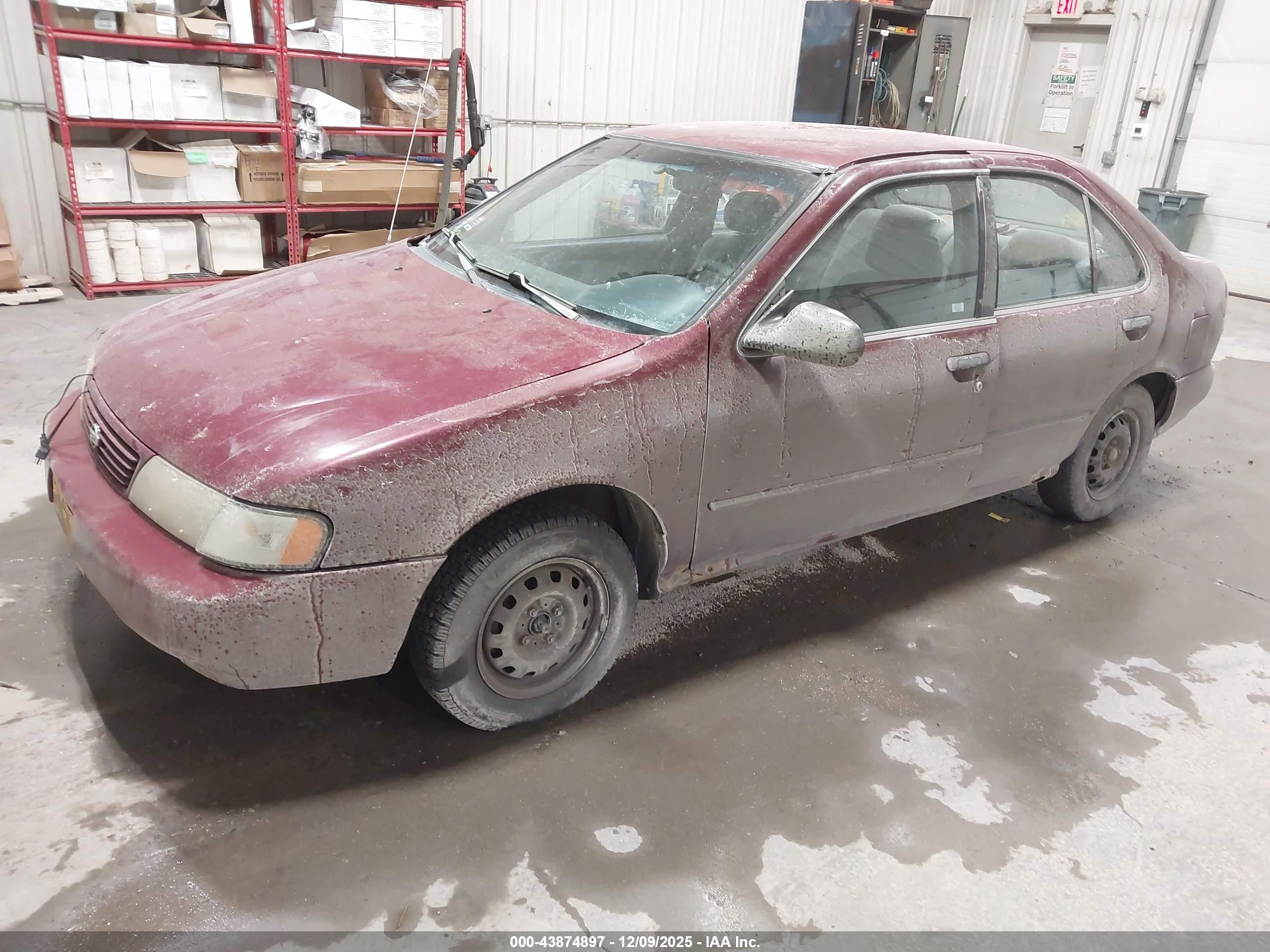 NISSAN SENTRA image 2