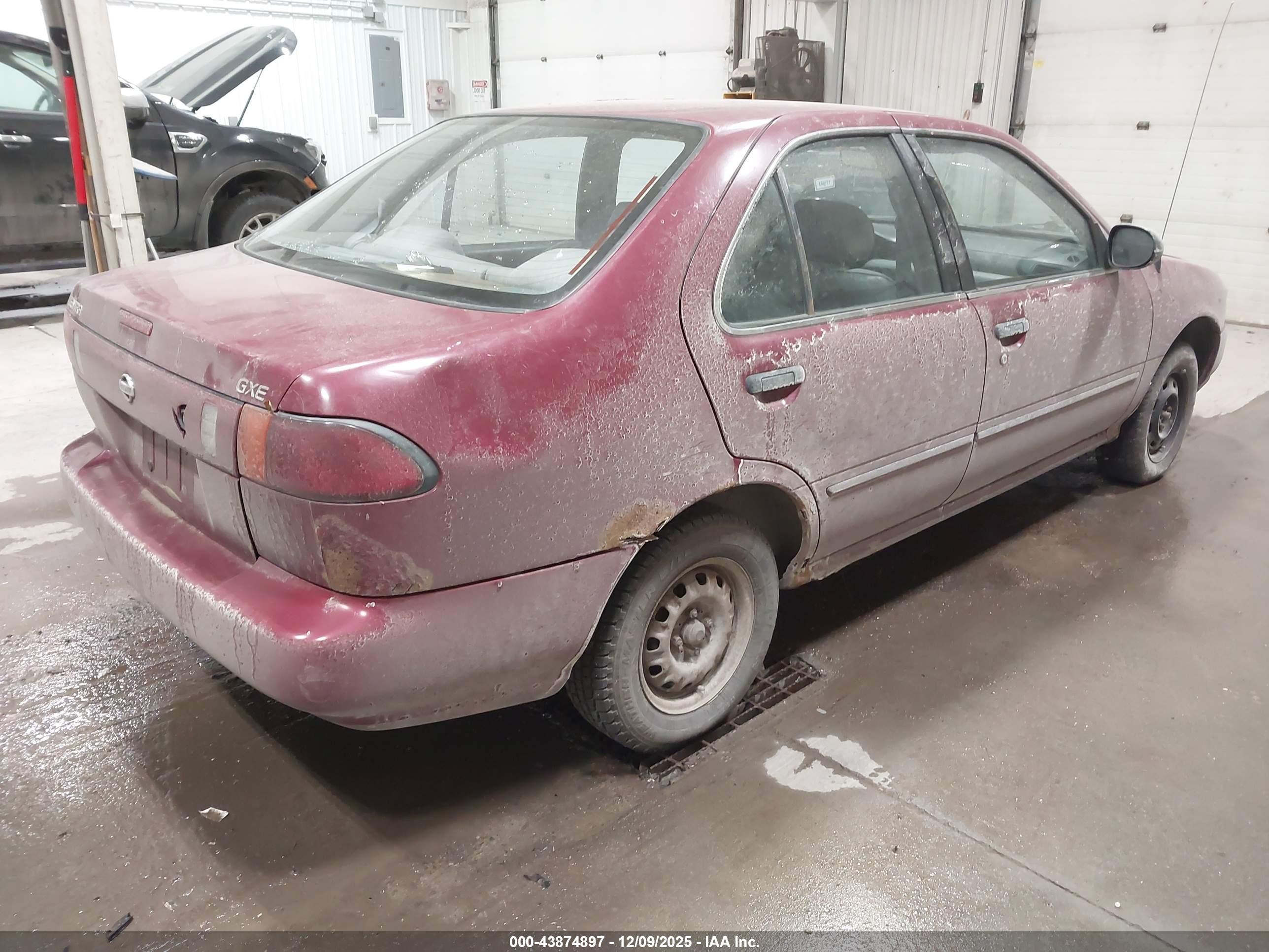 NISSAN SENTRA image 4