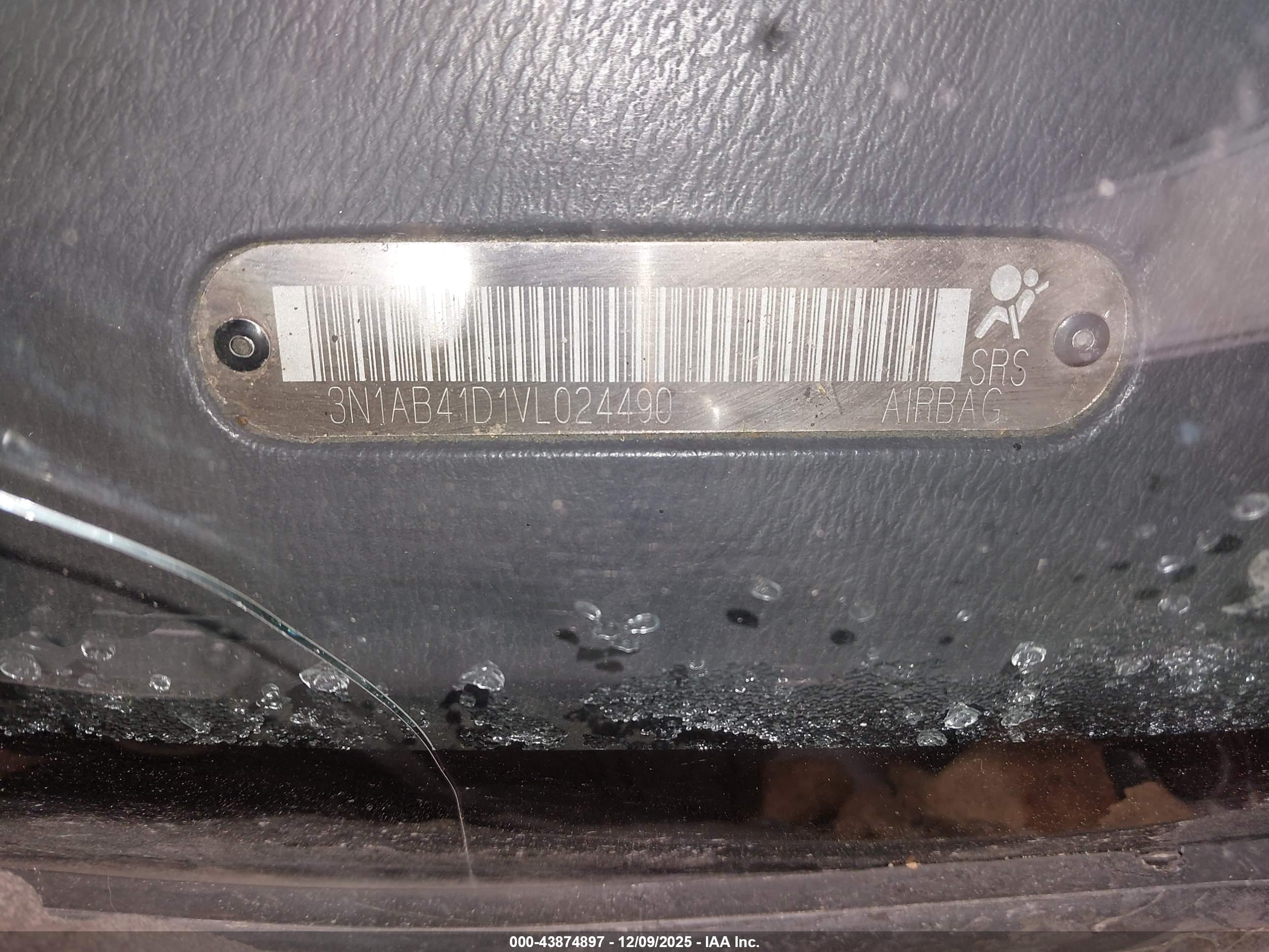 NISSAN SENTRA image 9