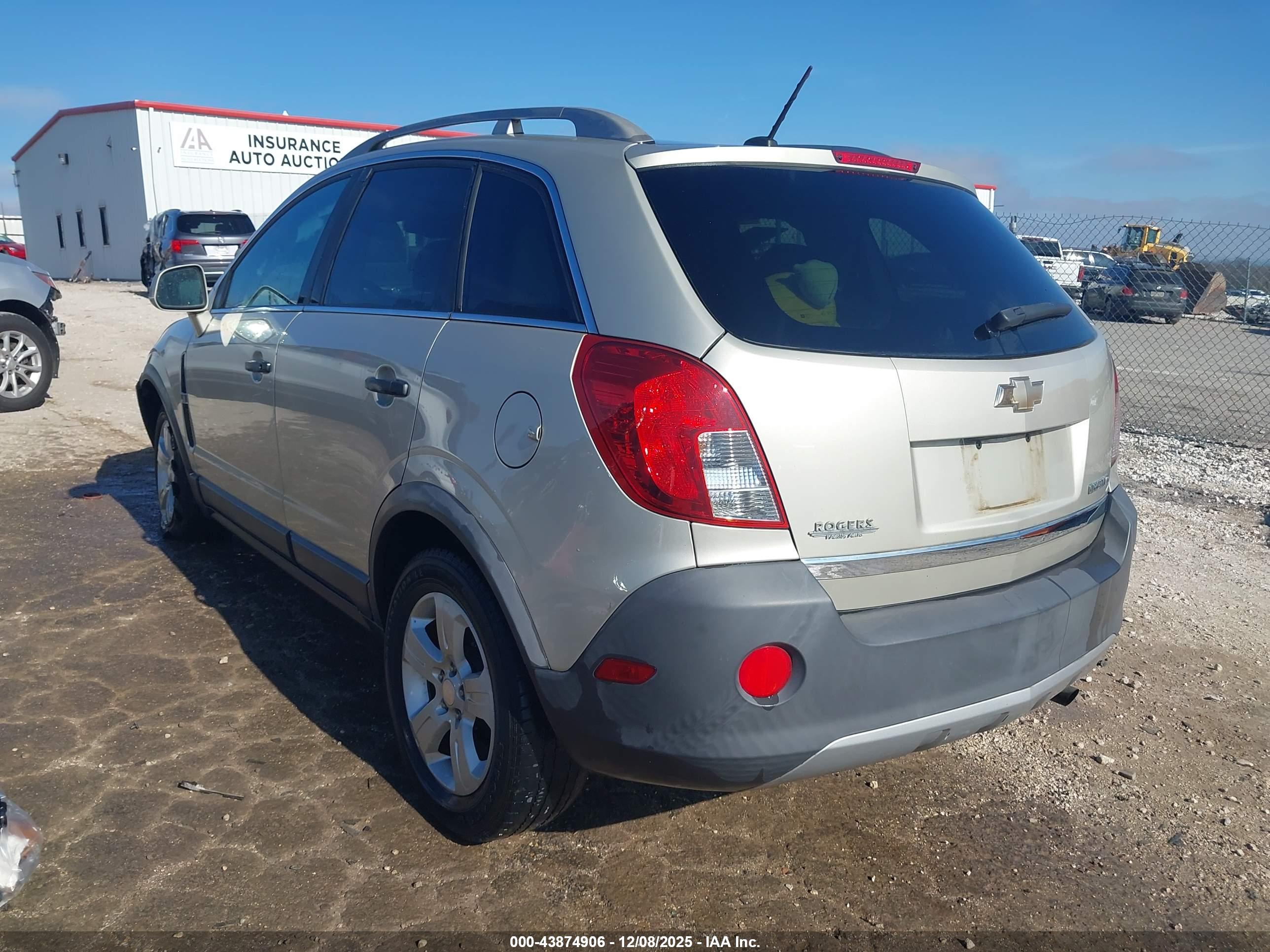CHEVROLET CAPTIVA image 3