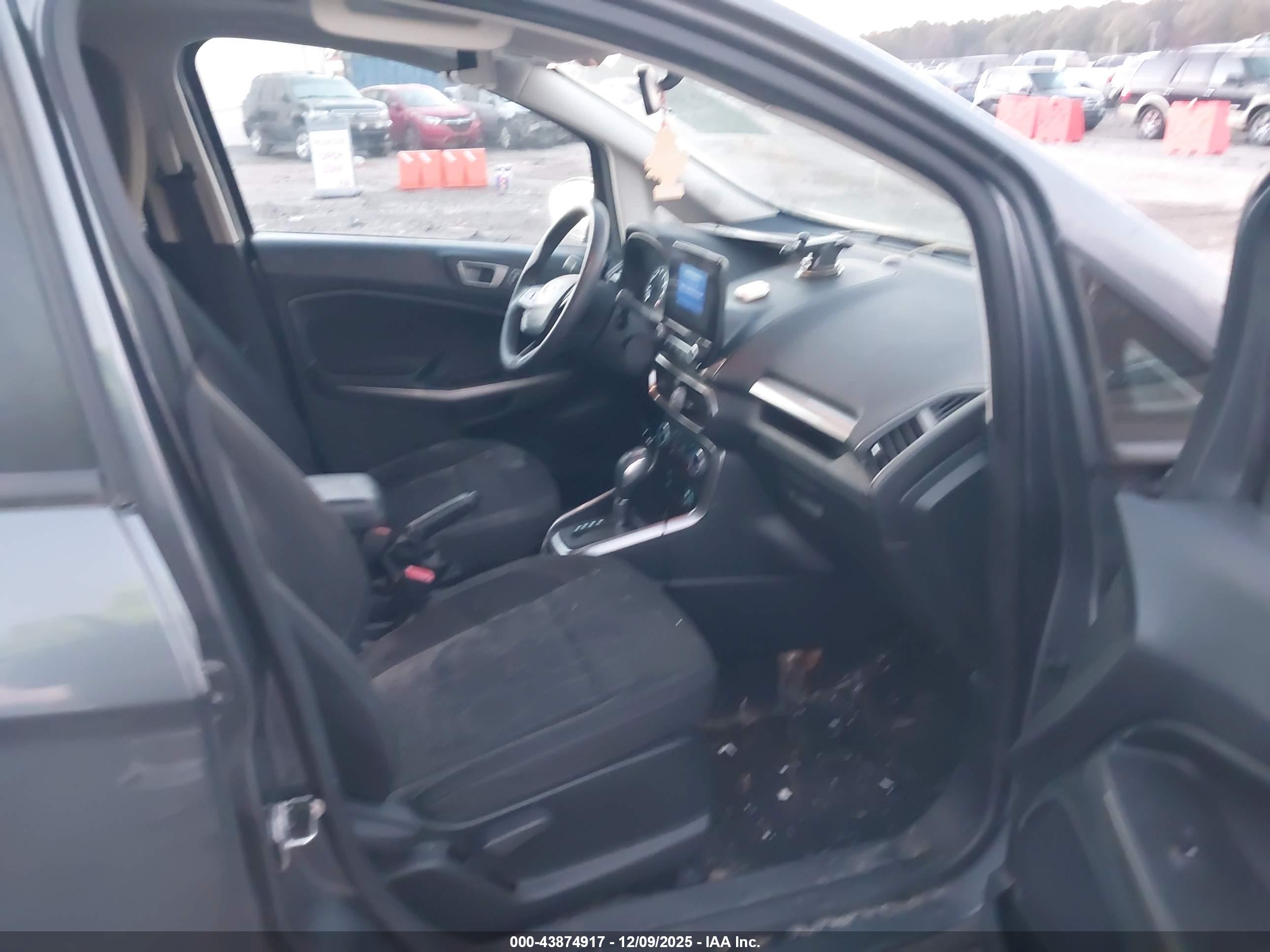 FORD ECOSPORT image 5